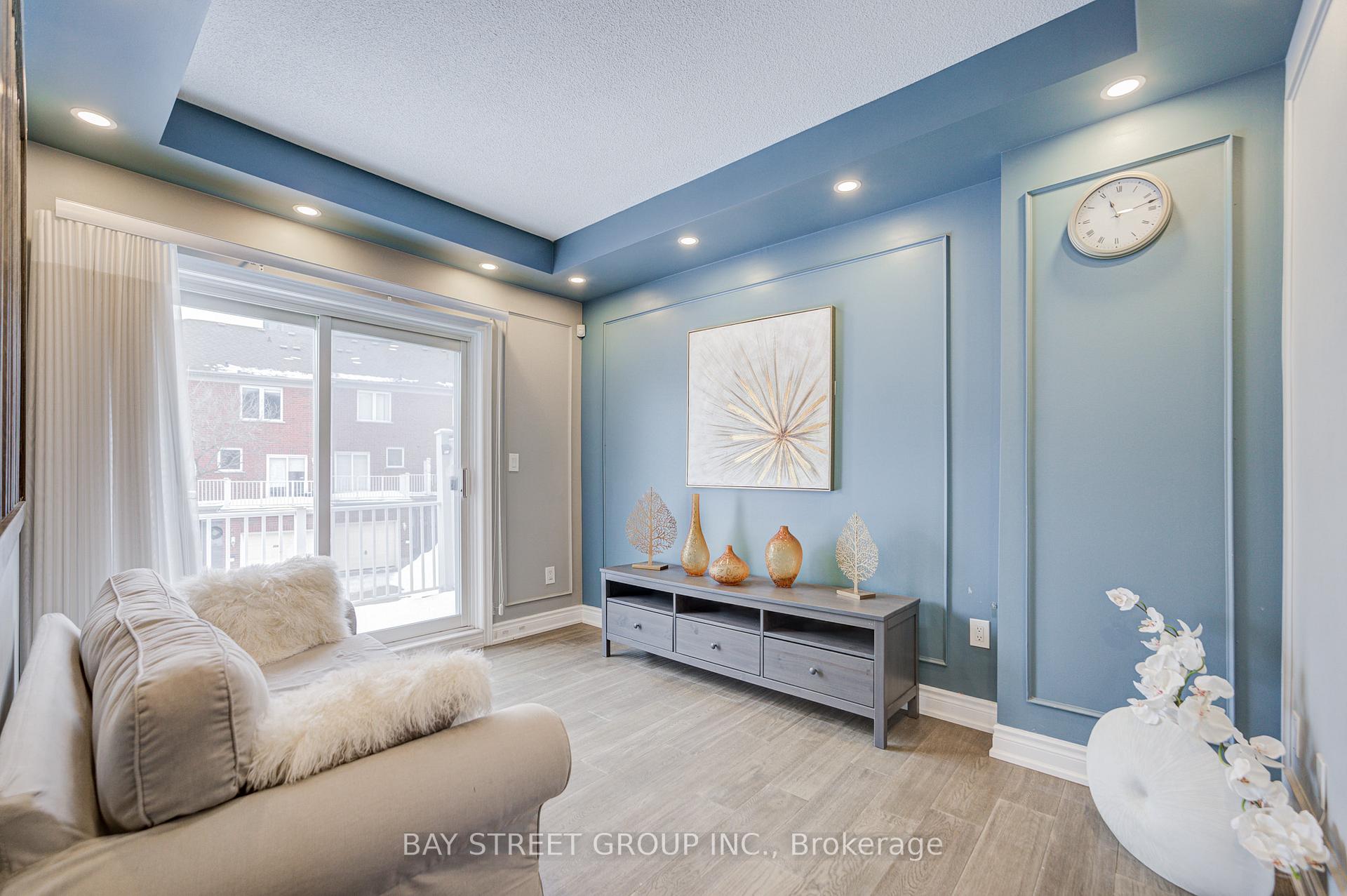 Photo 15 of 52 Leitchcroft Crescent, Markham, Commerce Valley — HOMEH