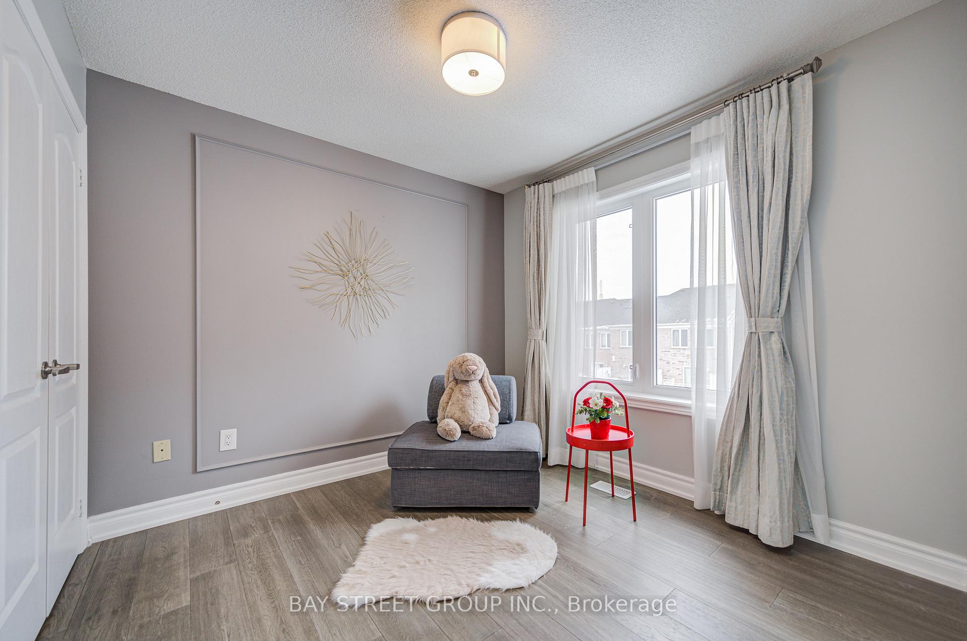 Photo 31 of 52 Leitchcroft Crescent, Markham, Commerce Valley — HOMEH