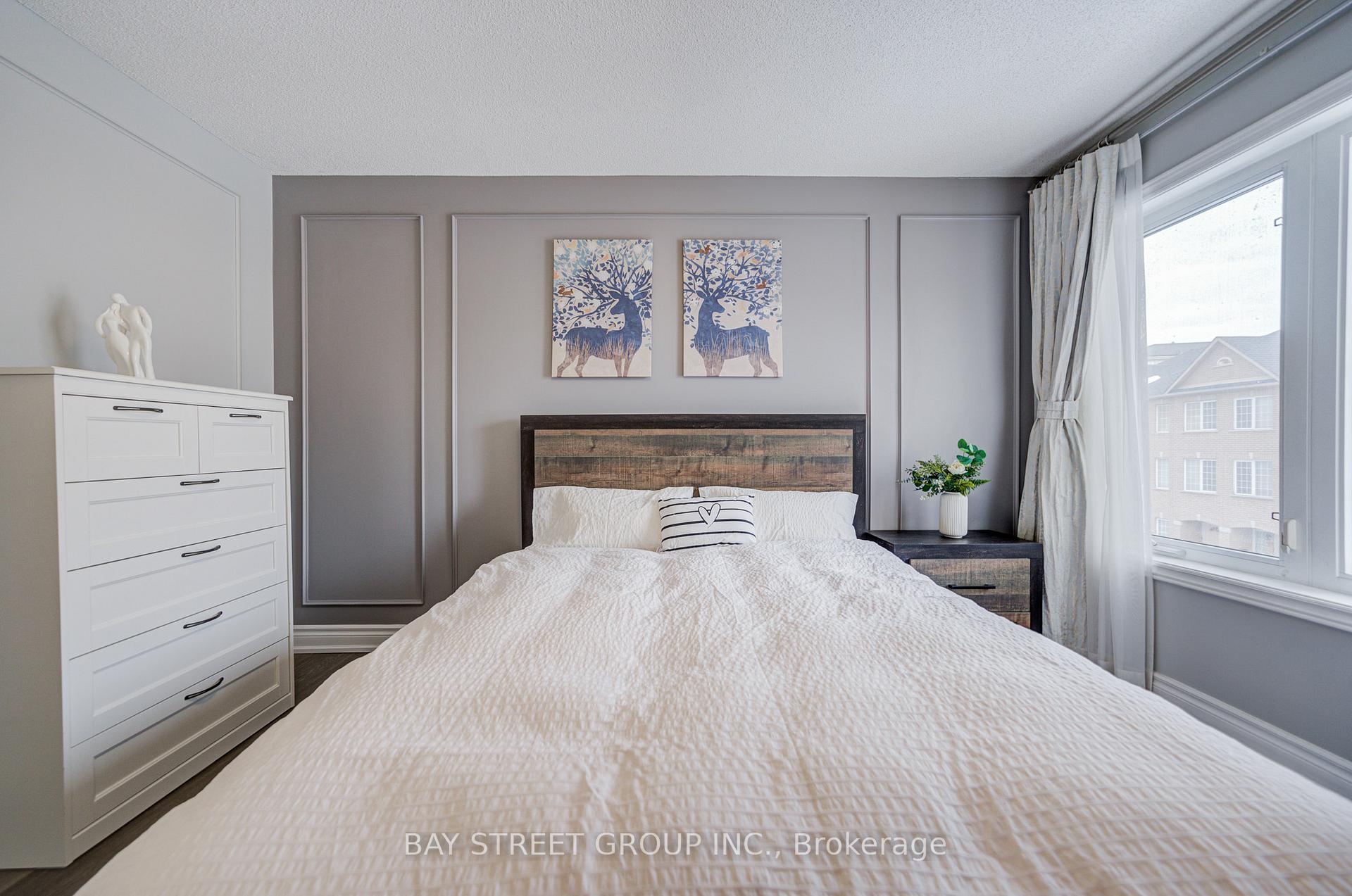 Photo 36 of 52 Leitchcroft Crescent, Markham, Commerce Valley — HOMEH