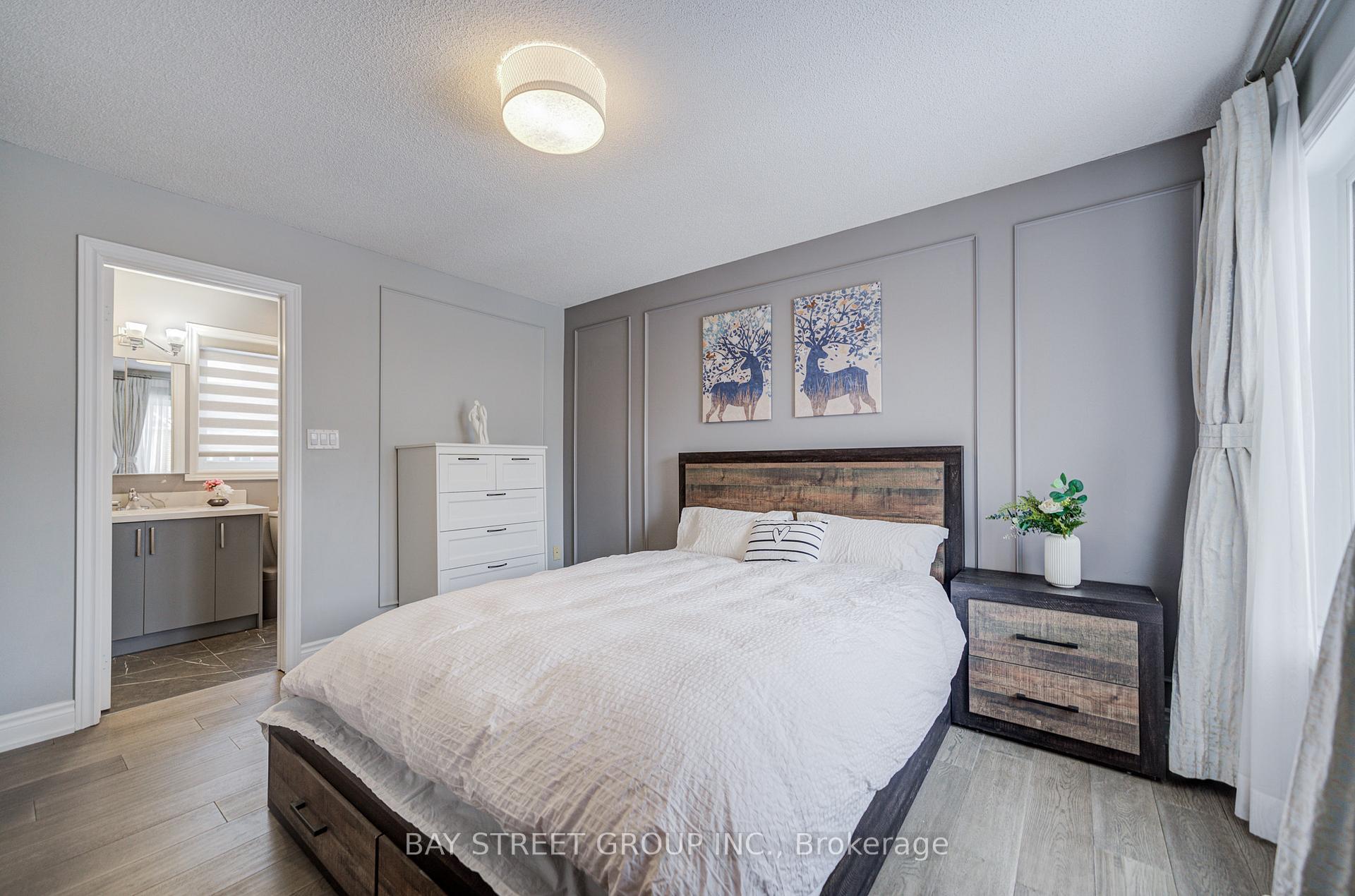 Photo 37 of 52 Leitchcroft Crescent, Markham, Commerce Valley — HOMEH