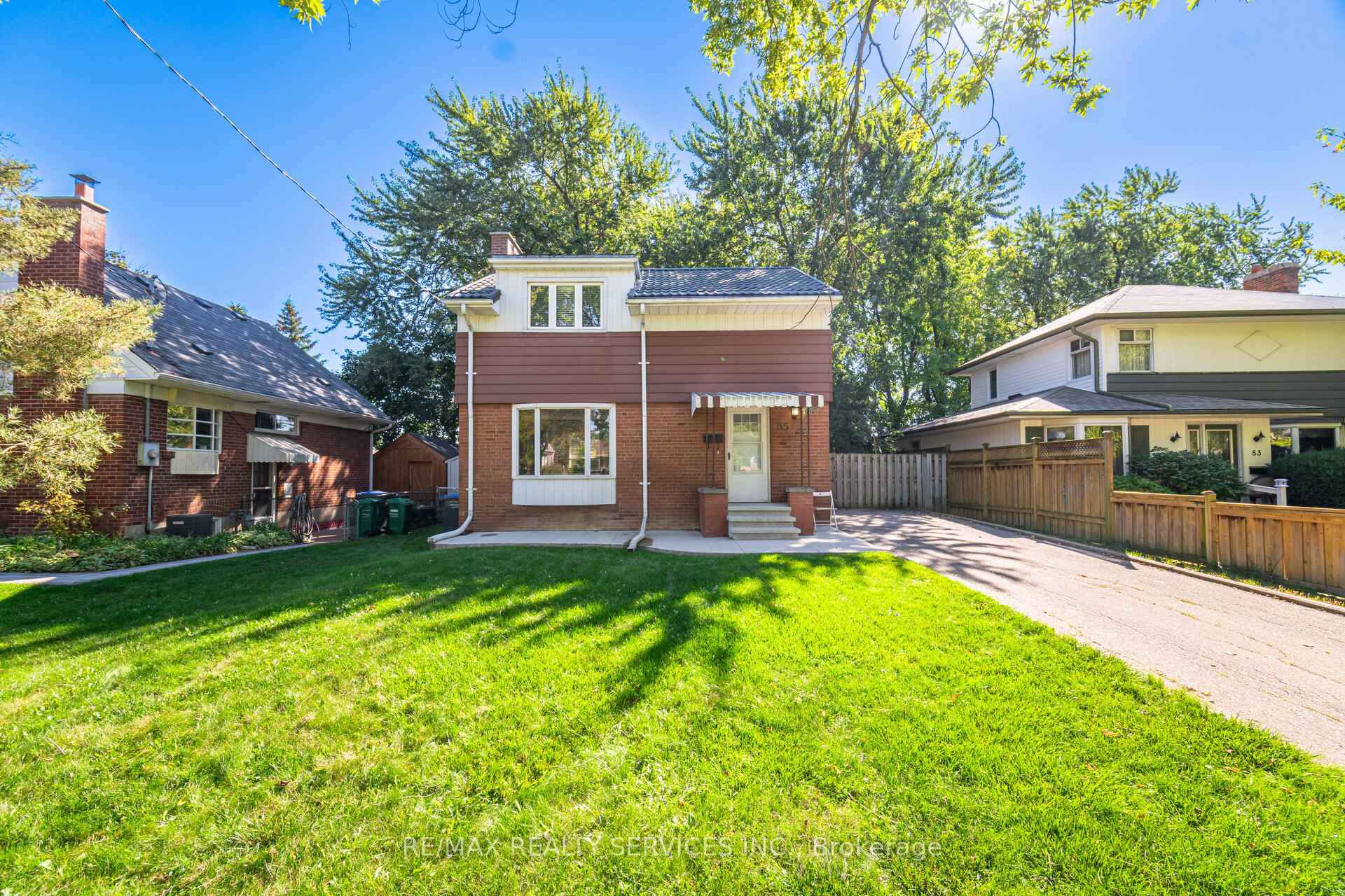 Photo 2 of 85 Eldomar Avenue, Brampton, Brampton East — HOMEH