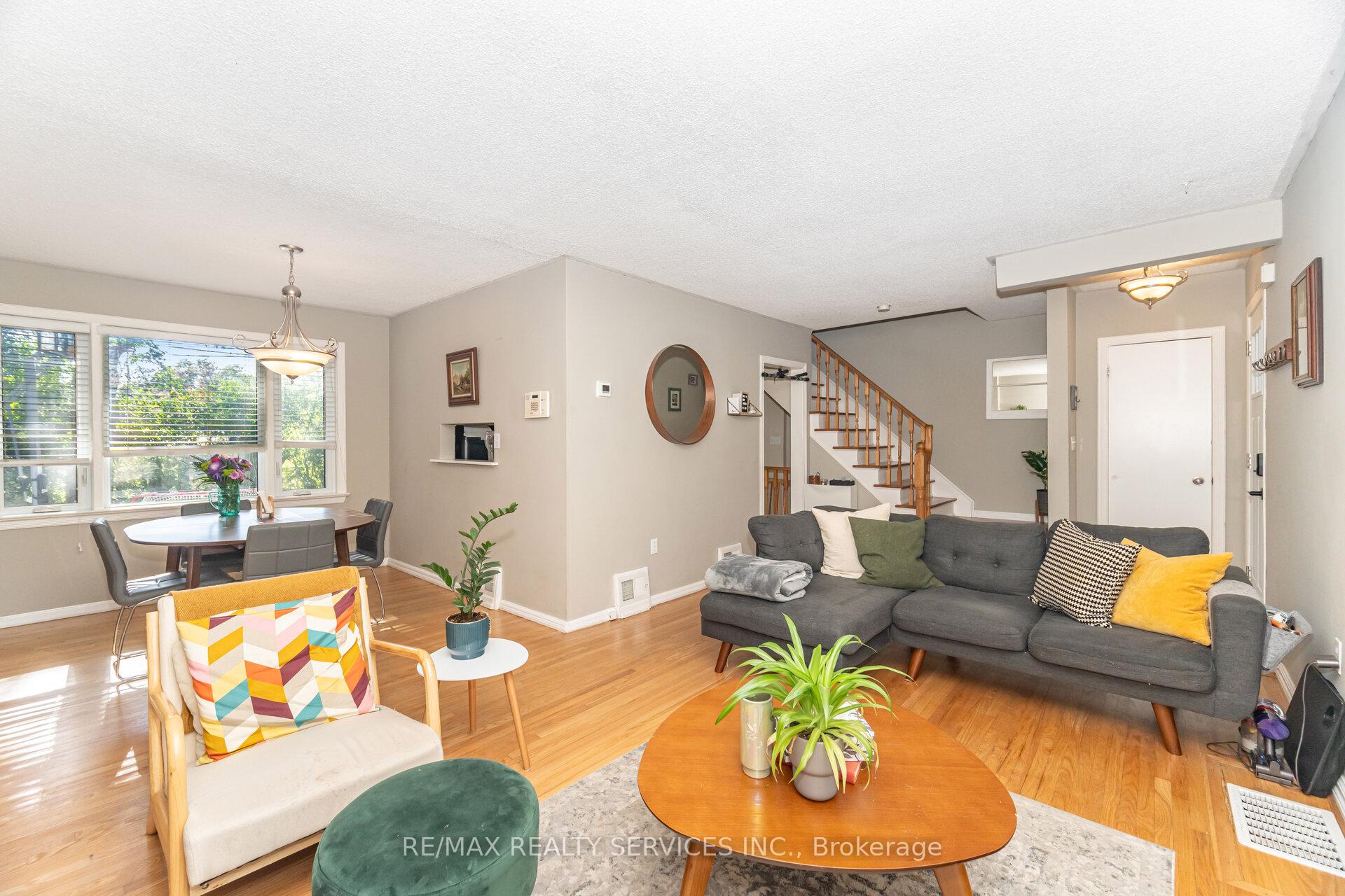 Photo 12 of 85 Eldomar Avenue, Brampton, Brampton East — HOMEH