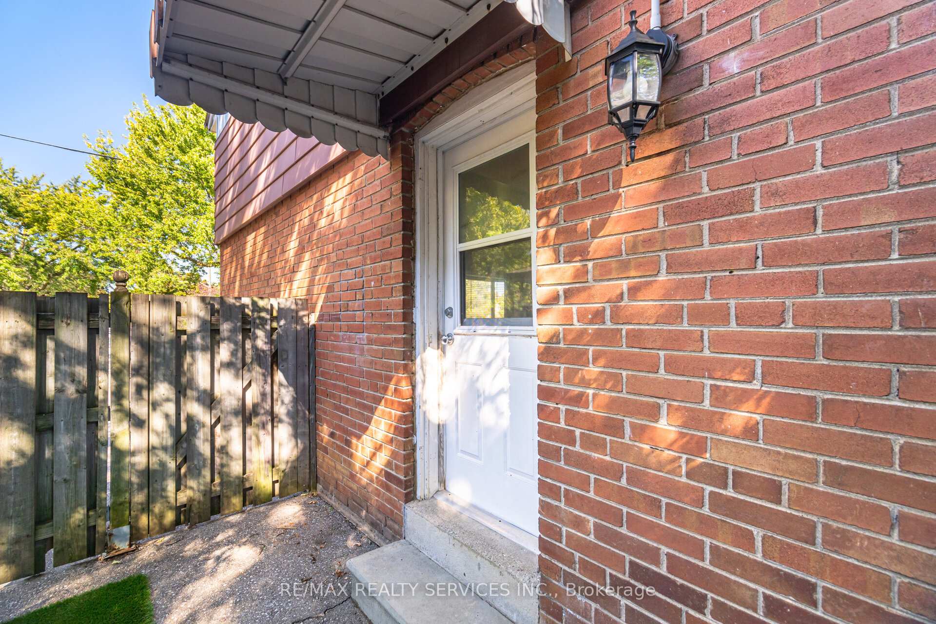 Photo 33 of 85 Eldomar Avenue, Brampton, Brampton East — HOMEH