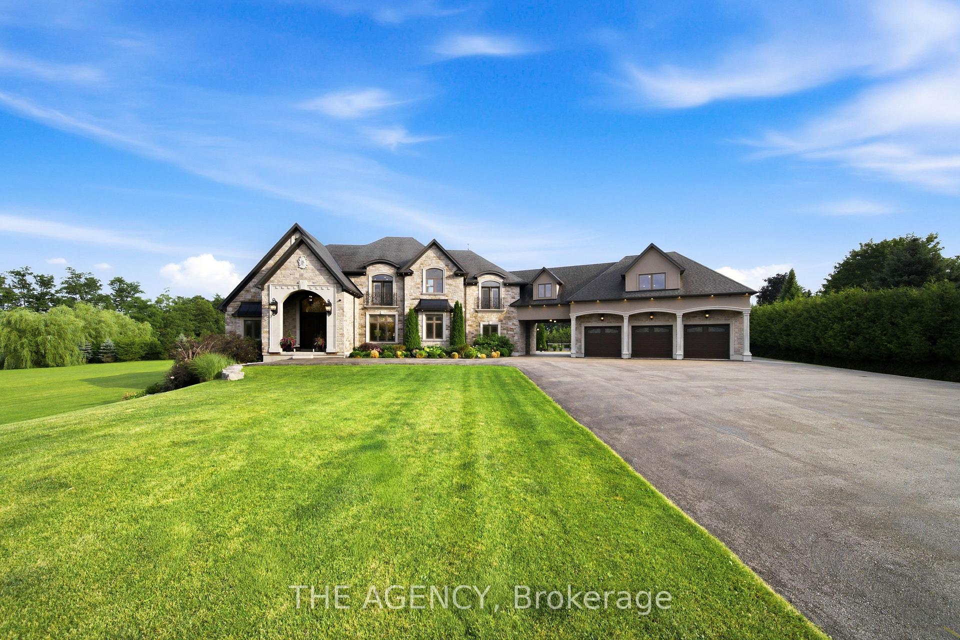 Photo of 7009 Wellington Road