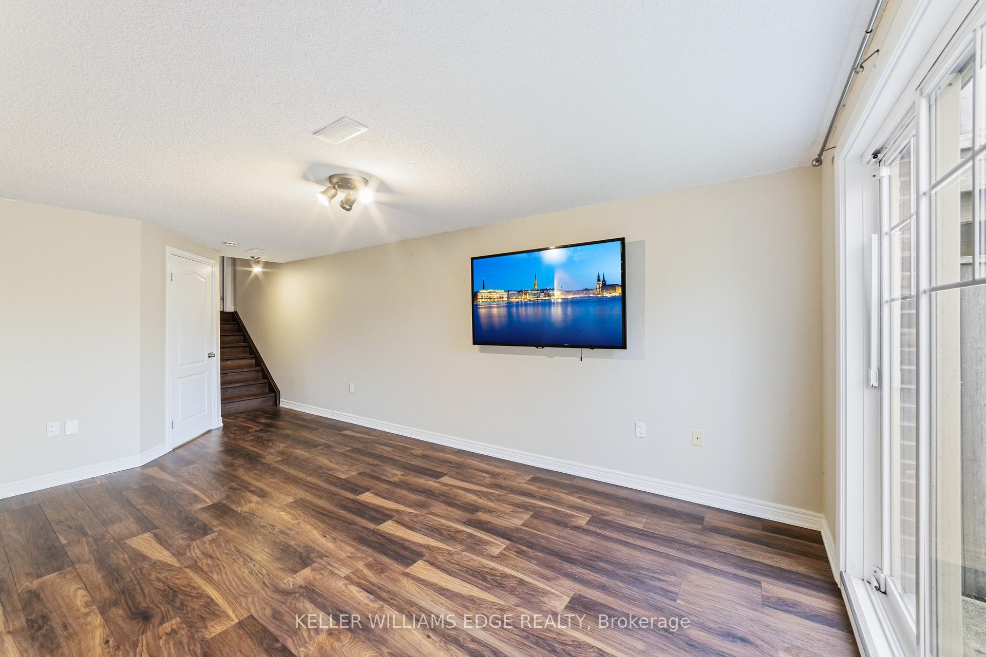 Photo 19 of Unit 18, 9 Liddycoat Lane, Hamilton, Ancaster — HOMEH