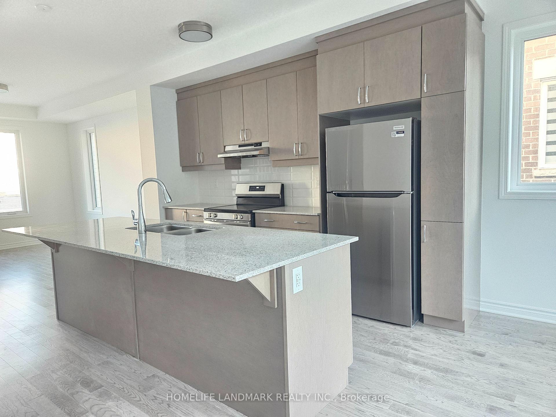 Photo 10 of 92 Avani Avenue, Markham, Rural Markham — HOMEH