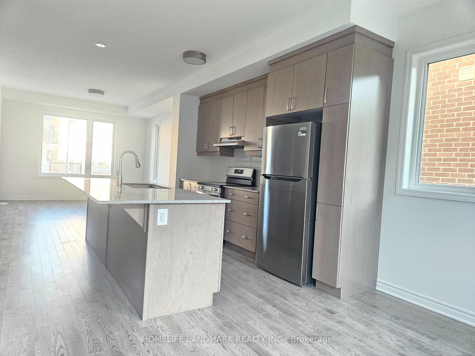 Photo 11 of 92 Avani Avenue, Markham, Rural Markham — HOMEH