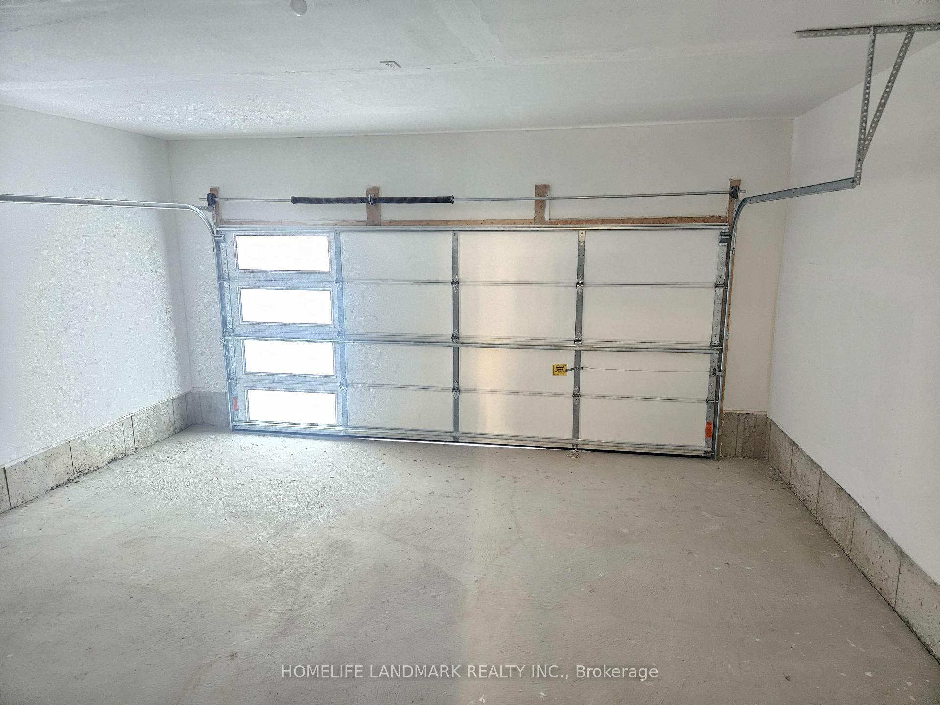 Photo 31 of 92 Avani Avenue, Markham, Rural Markham — HOMEH