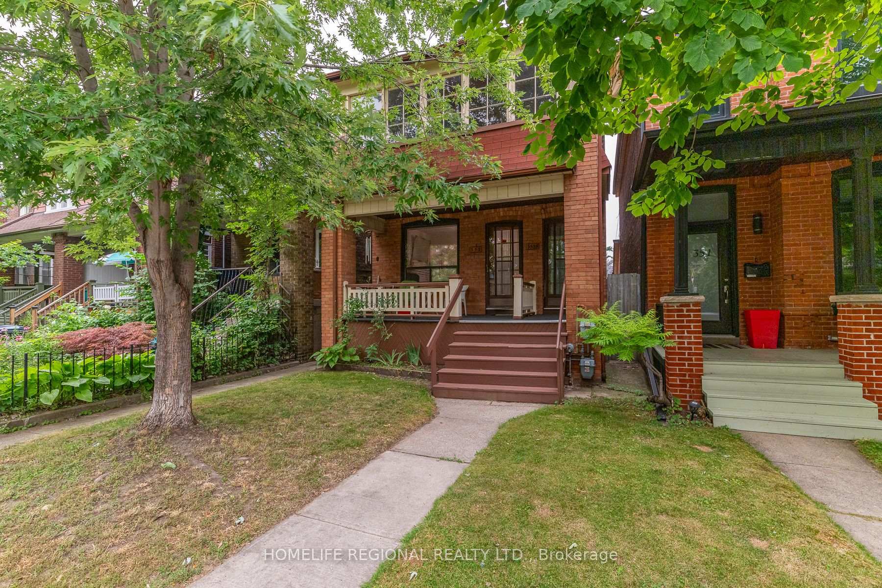 Photo of 353 St Clarens Avenue
