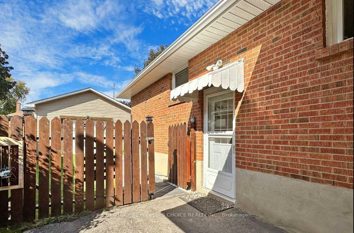 Photo 31 of 78 Claymore Crescent, Oshawa, Eastdale — HOMEH