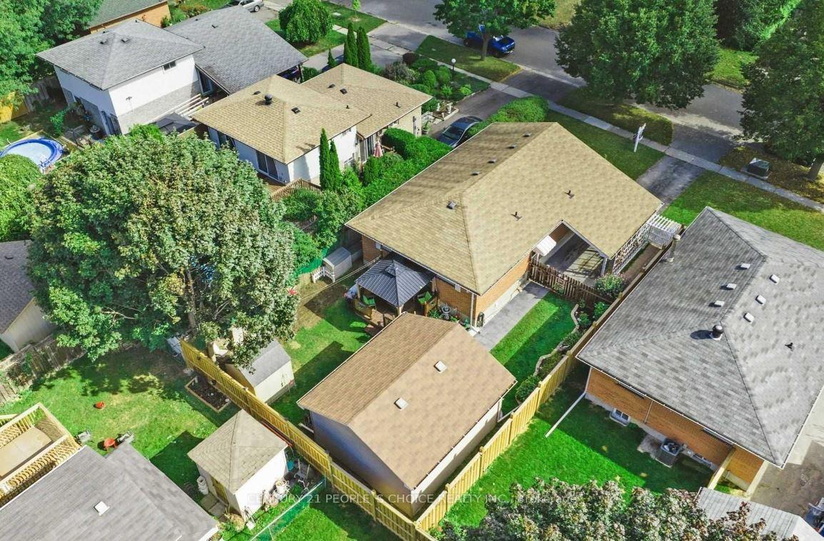 Photo 36 of 78 Claymore Crescent, Oshawa, Eastdale — HOMEH