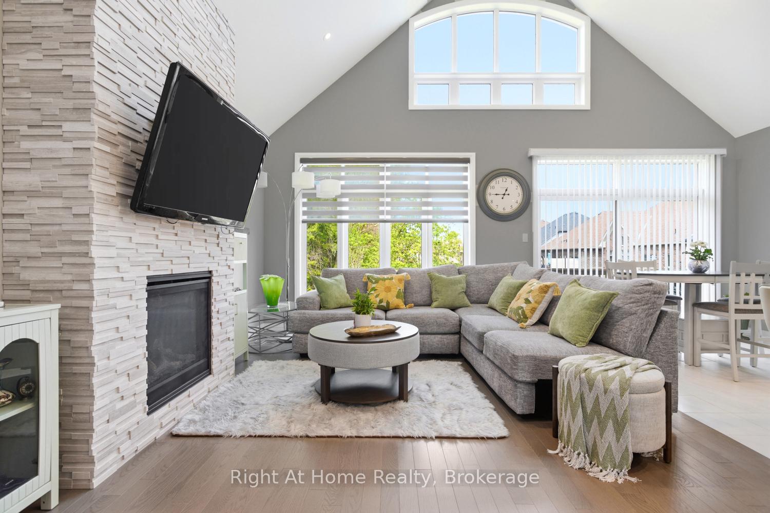 Photo 6 of 46 Holtby Court E, Scugog, Port Perry — HOMEH