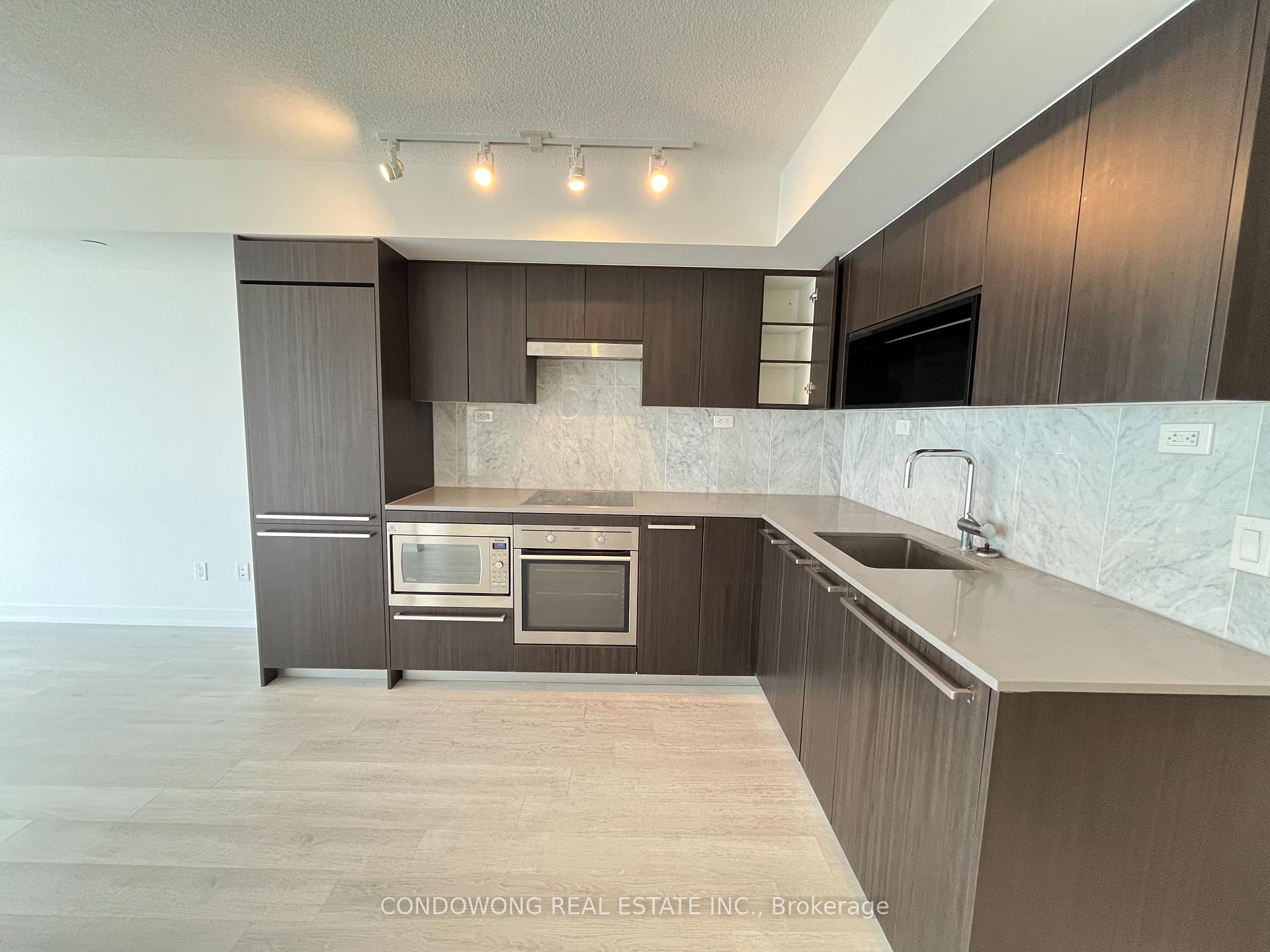 Photo 2 of Unit 3015, 70 Queens Wharf Road, Toronto, Waterfront Communities — HOMEH