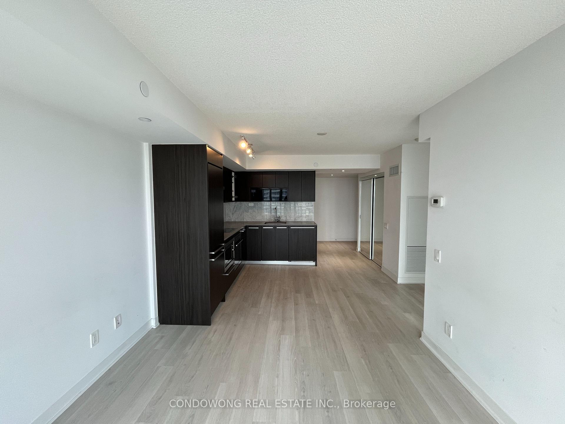 Photo 3 of Unit 3015, 70 Queens Wharf Road, Toronto, Waterfront Communities — HOMEH
