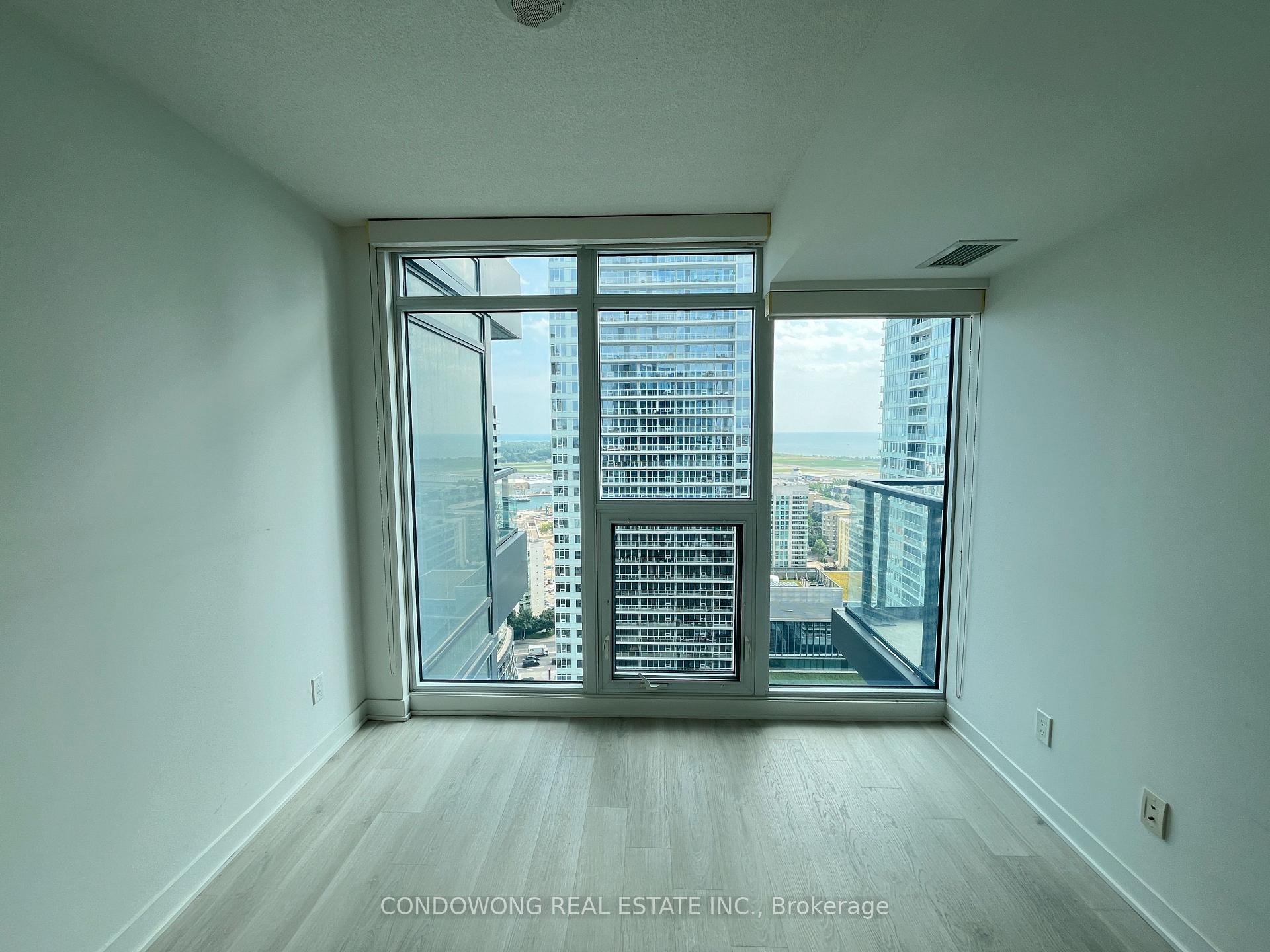 Photo 5 of Unit 3015, 70 Queens Wharf Road, Toronto, Waterfront Communities — HOMEH