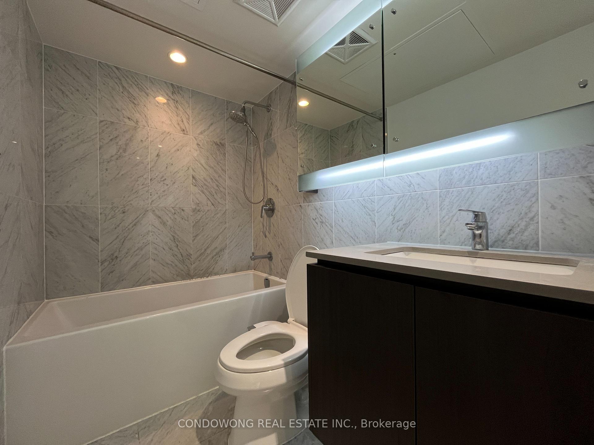 Photo 6 of Unit 3015, 70 Queens Wharf Road, Toronto, Waterfront Communities — HOMEH