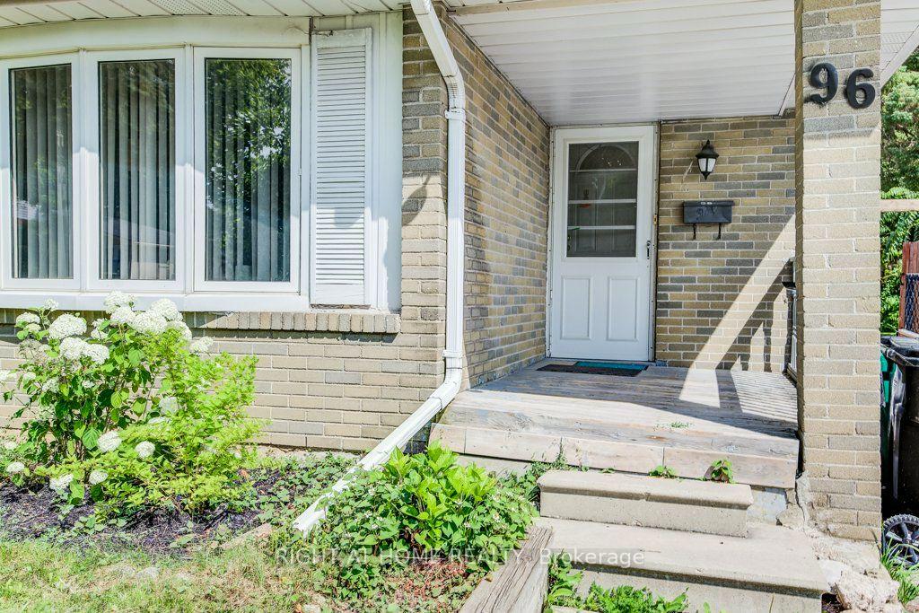 Photo 4 of 96 Markwood Drive, Kitchener, Westmount - Kitchener — HOMEH