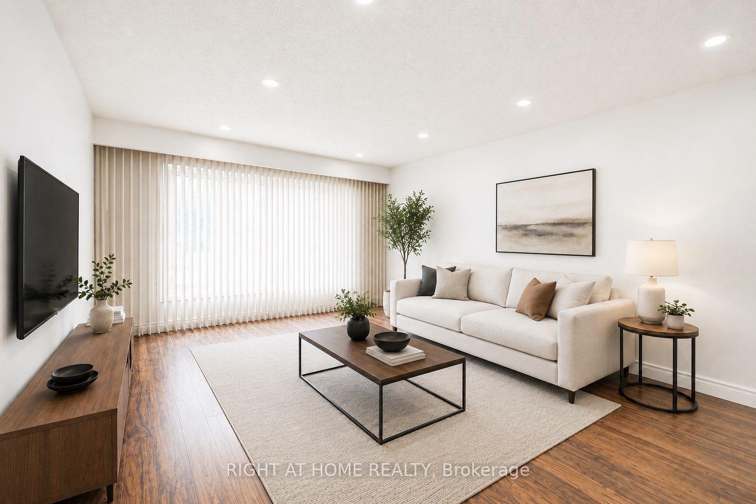 Photo 5 of 96 Markwood Drive, Kitchener, Westmount - Kitchener — HOMEH