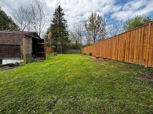 Photo 16 of 96 Markwood Drive, Kitchener, Westmount - Kitchener — HOMEH