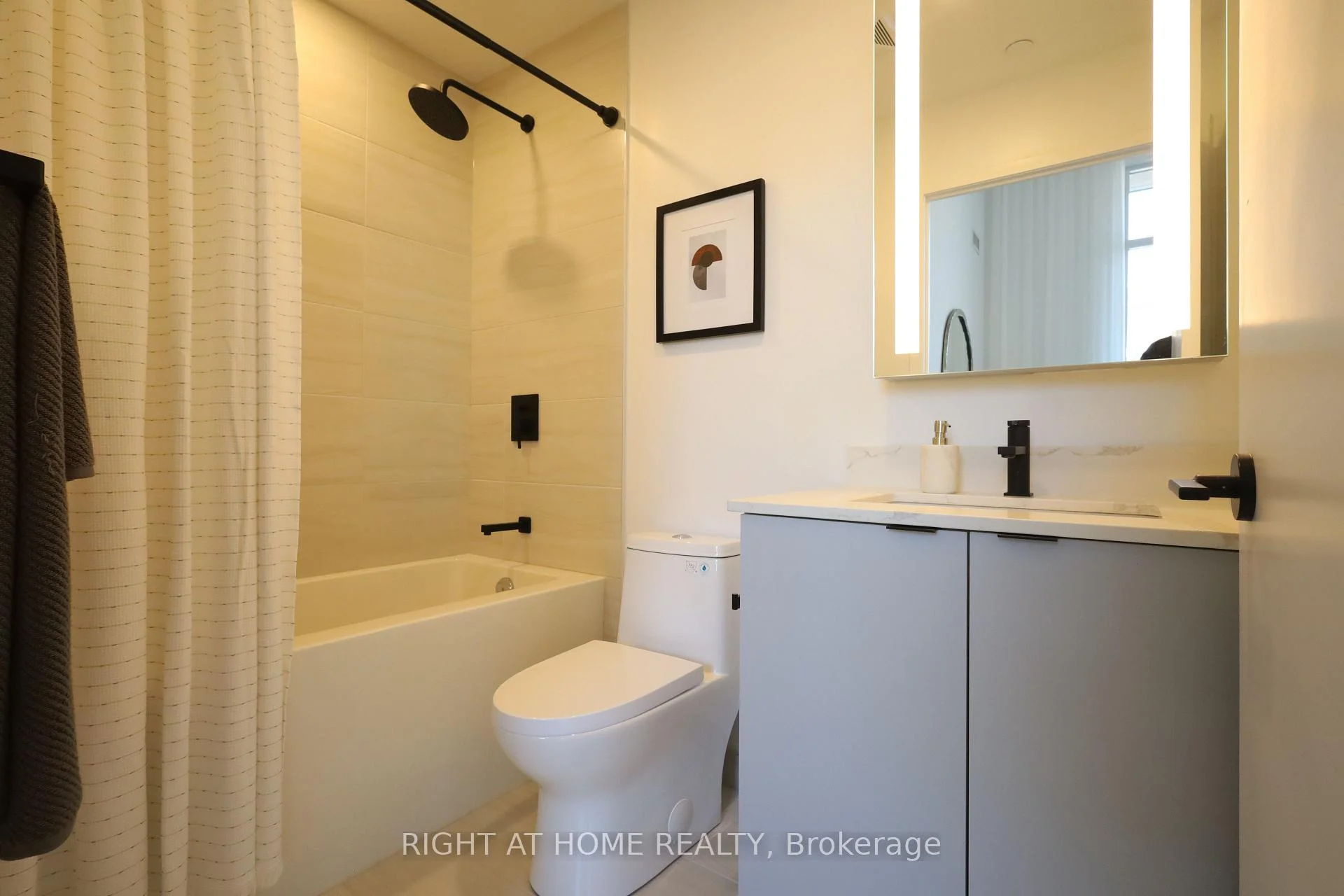 Photo 23 of Unit 525, 285 Dufferin Street, Toronto, South Parkdale — HOMEH