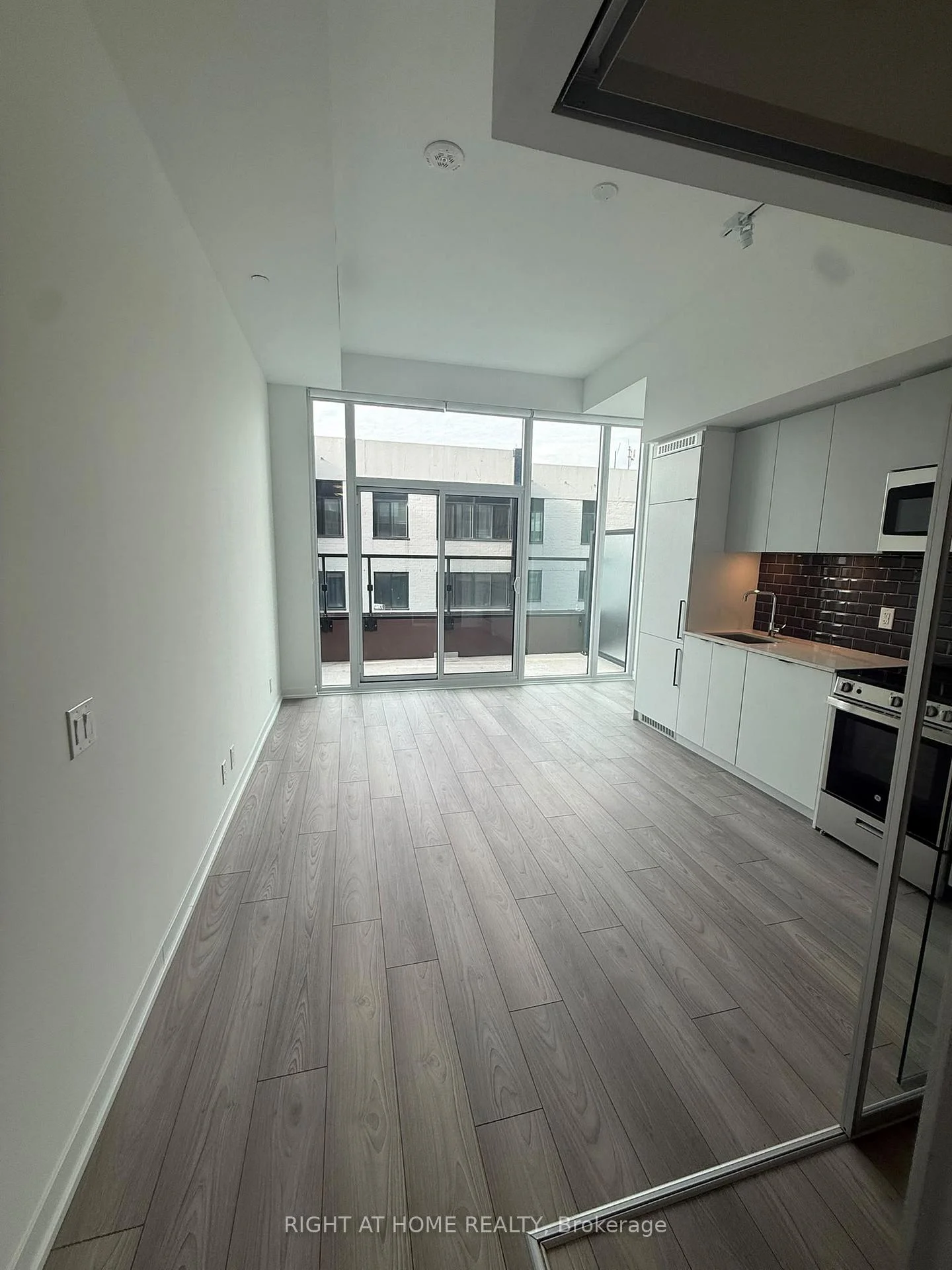 Photo 36 of Unit 525, 285 Dufferin Street, Toronto, South Parkdale — HOMEH