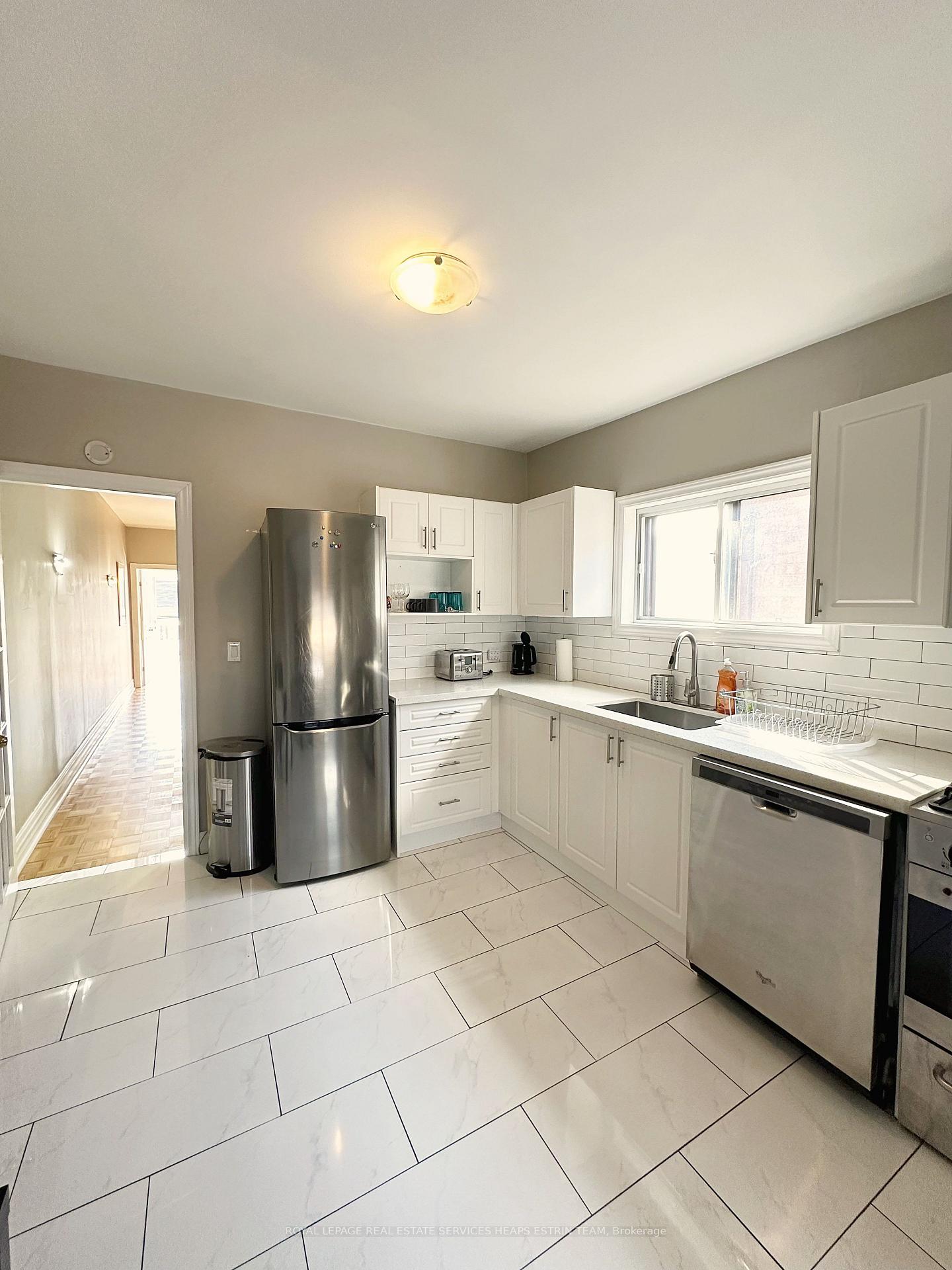 Photo 25 of Unit 2nd/3rd, 12 Foxley Street, Toronto, Trinity-Bellwoods — HOMEH