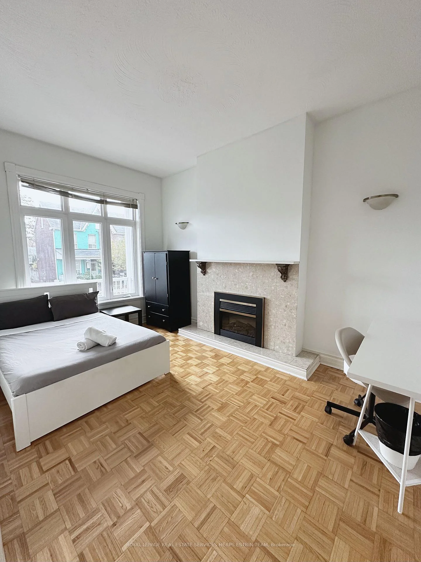 Photo 10 of Unit 2nd/3rd, 12 Foxley Street, Toronto, Trinity-Bellwoods — HOMEH
