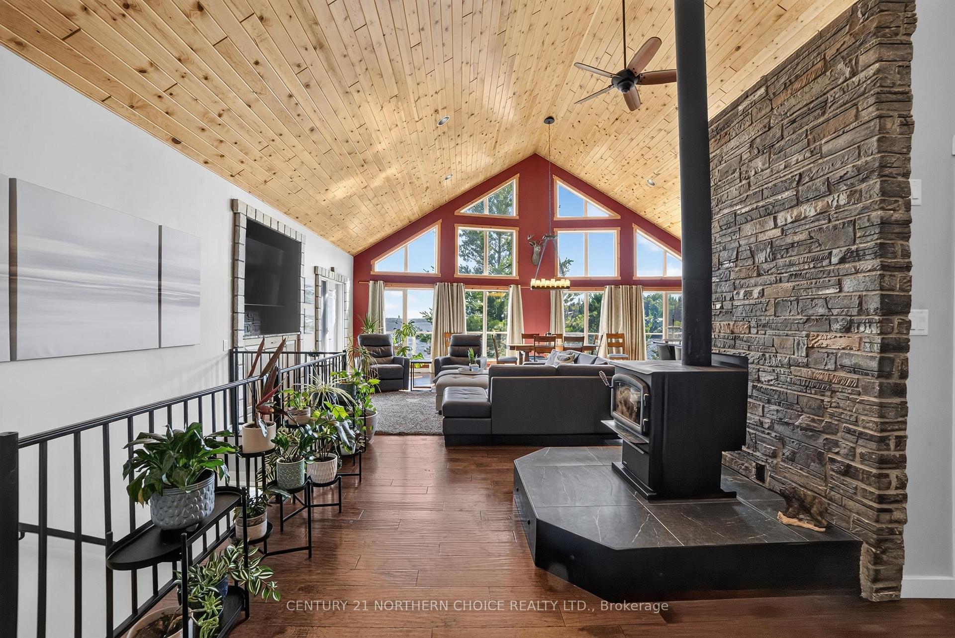 Photo 12 of 44 Storm Bay Road, Kenora Remote Area, Lake of the Woods North — HOMEH