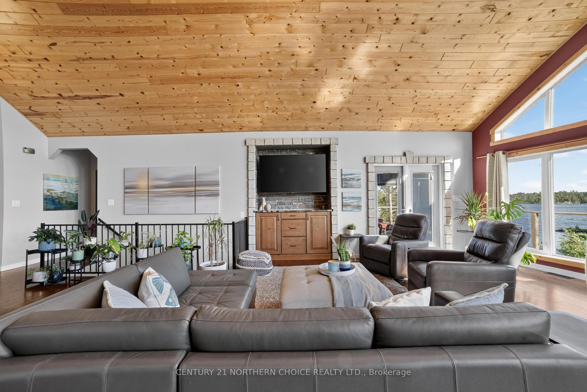 Photo 13 of 44 Storm Bay Road, Kenora Remote Area, Lake of the Woods North — HOMEH