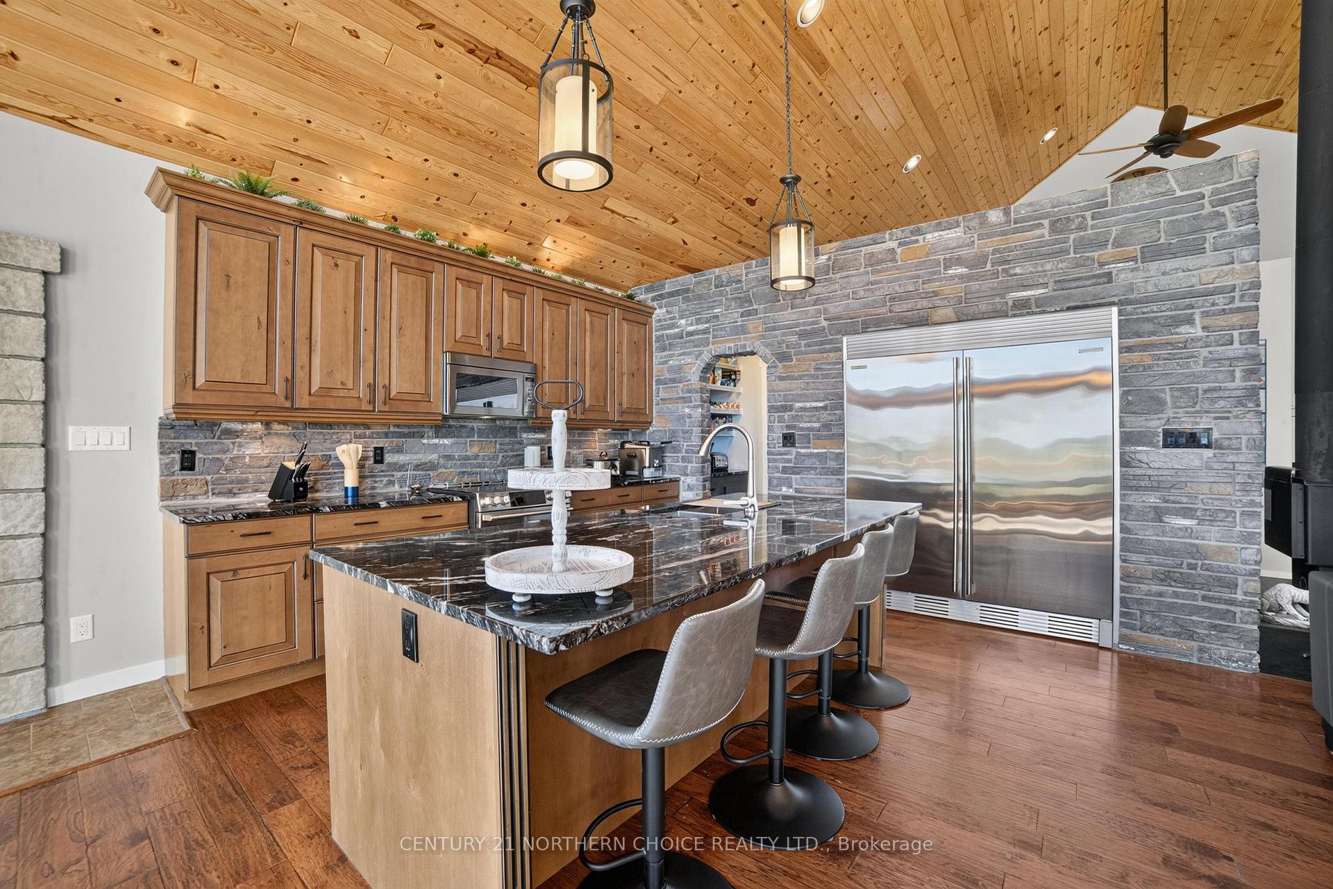 Photo 18 of 44 Storm Bay Road, Kenora Remote Area, Lake of the Woods North — HOMEH