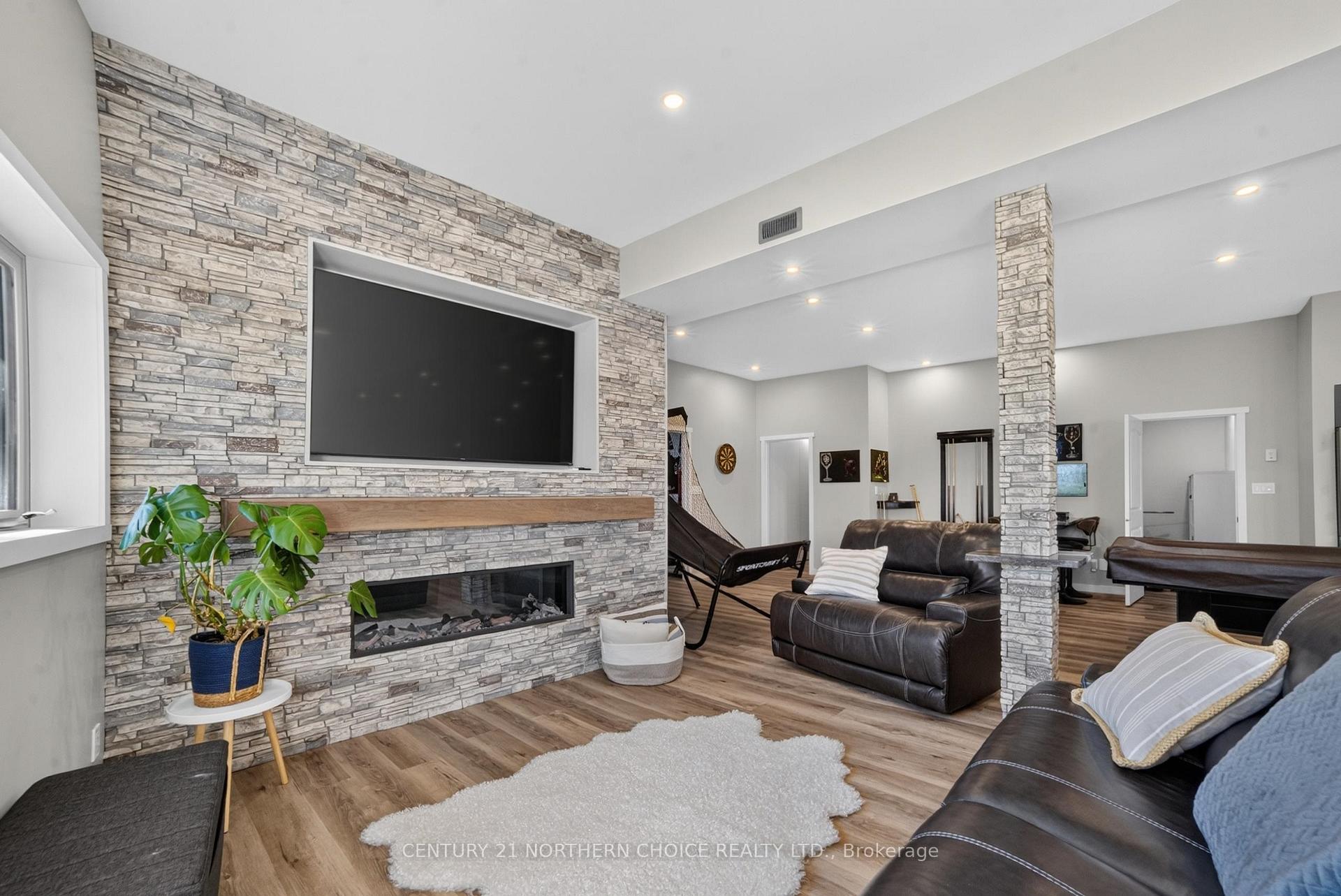 Photo 38 of 44 Storm Bay Road, Kenora Remote Area, Lake of the Woods North — HOMEH