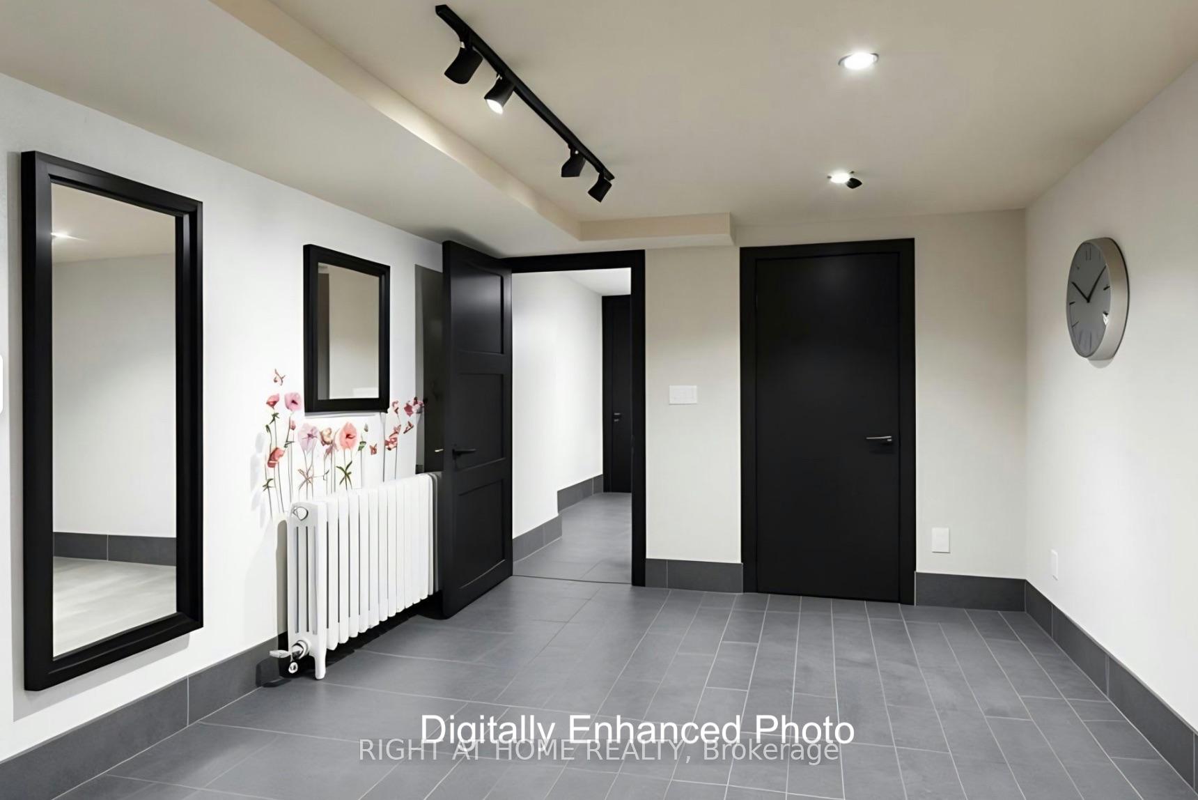 Photo 34 of 91 Borden Street, Toronto, University — HOMEH