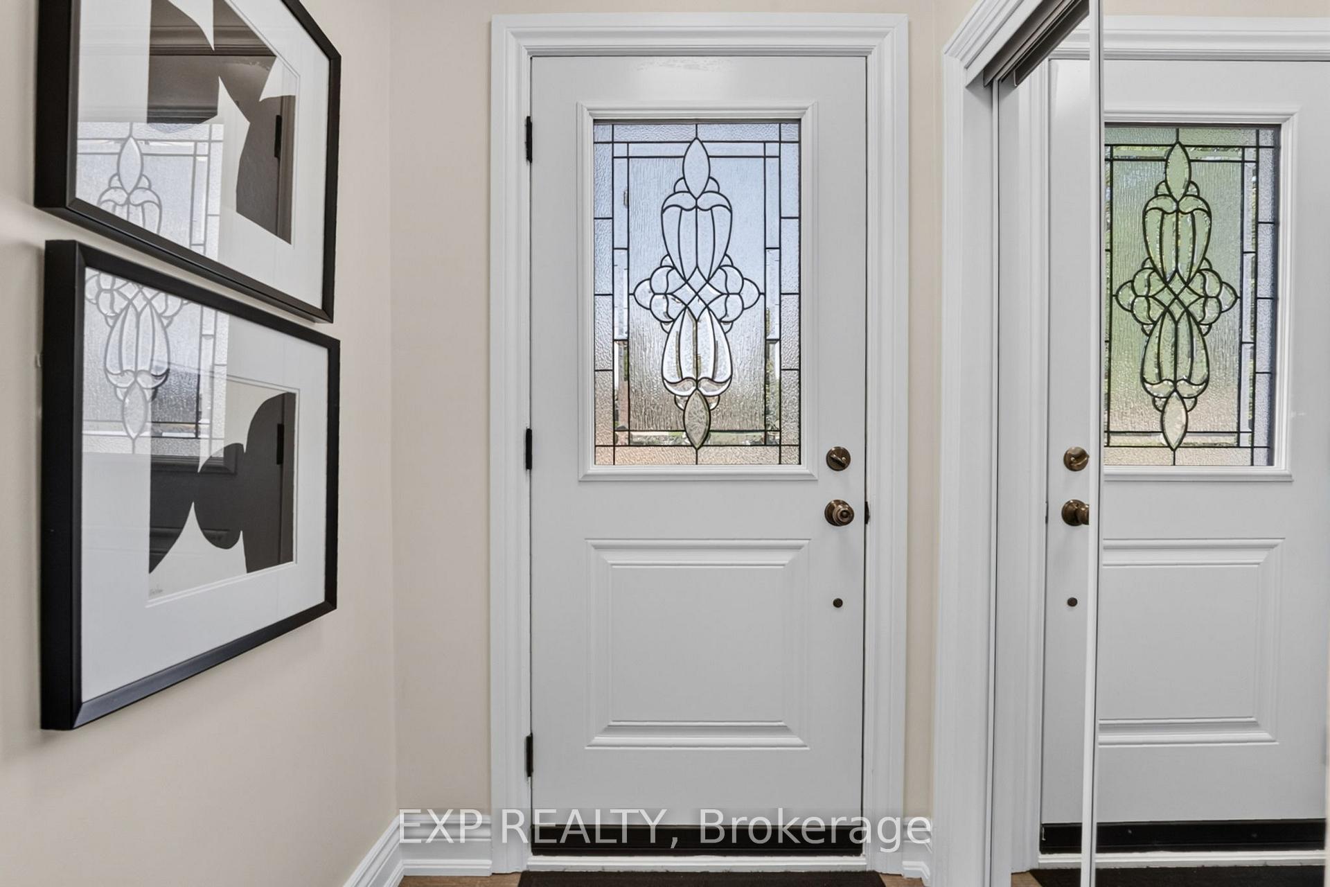 Photo 4 of 6268 Corwin Crescent, Niagara Falls, Dorchester — HOMEH