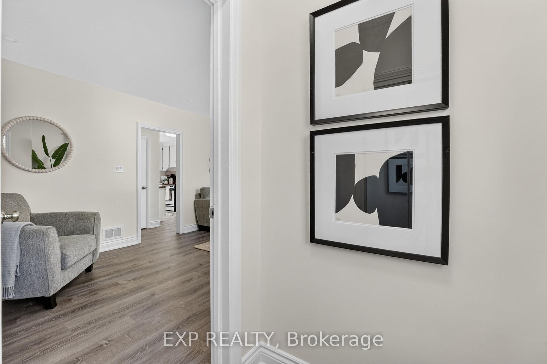 Photo 5 of 6268 Corwin Crescent, Niagara Falls, Dorchester — HOMEH