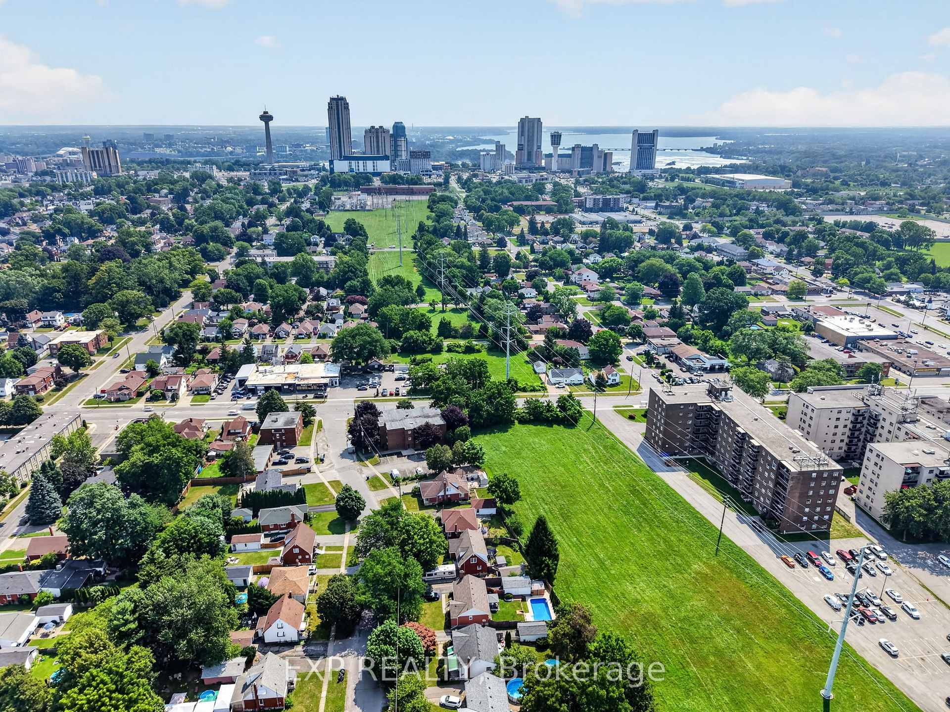 Photo 44 of 6268 Corwin Crescent, Niagara Falls, Dorchester — HOMEH