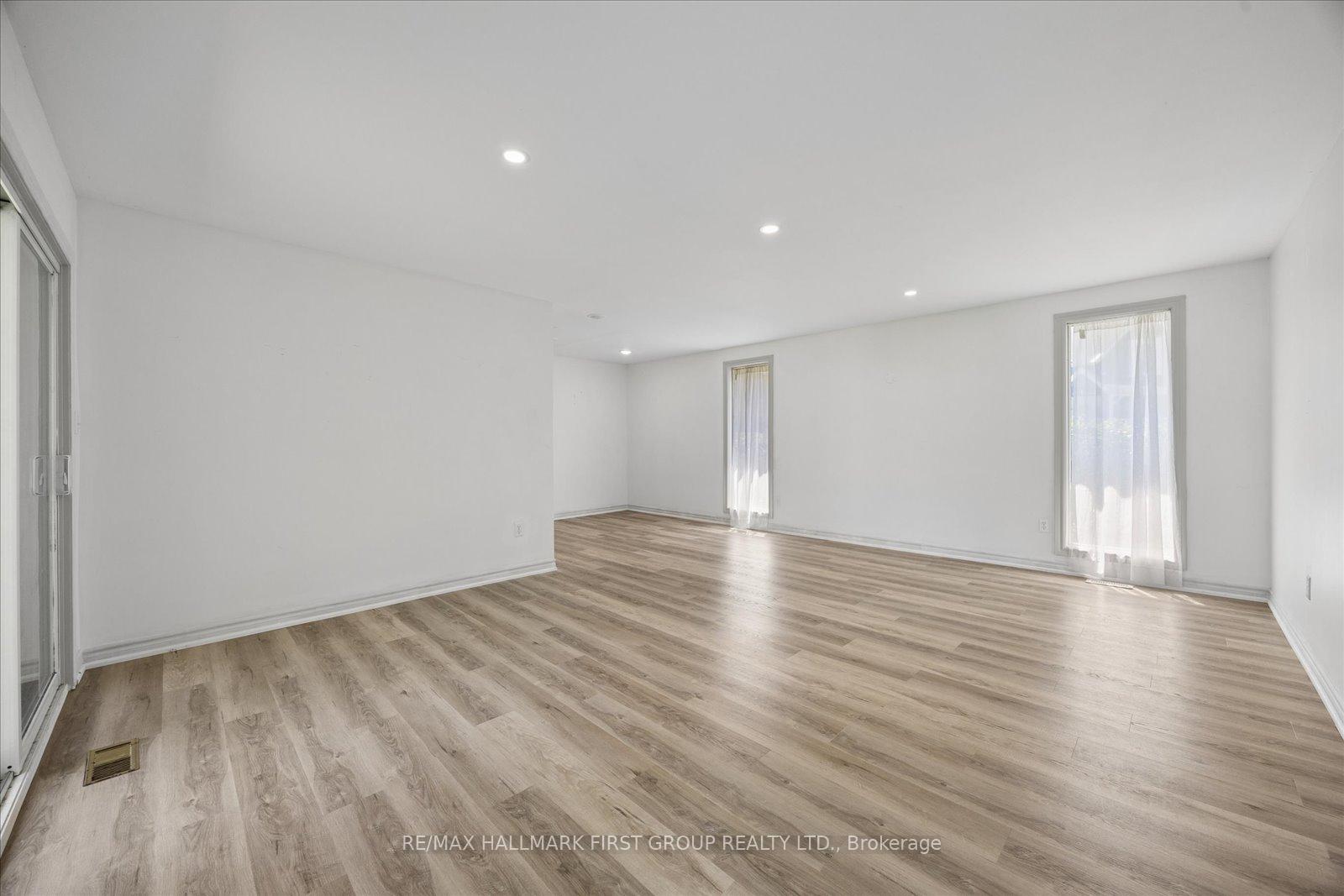 Photo 11 of 211 Casimir Street, Scugog, Port Perry — HOMEH
