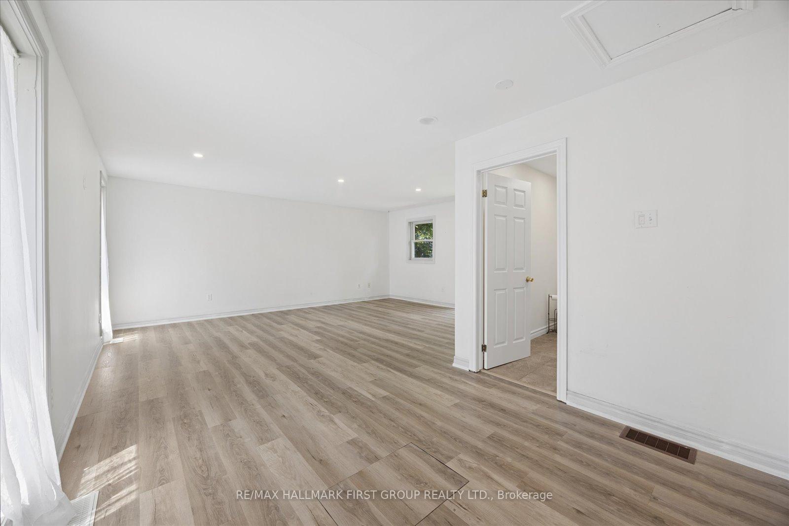 Photo 13 of 211 Casimir Street, Scugog, Port Perry — HOMEH