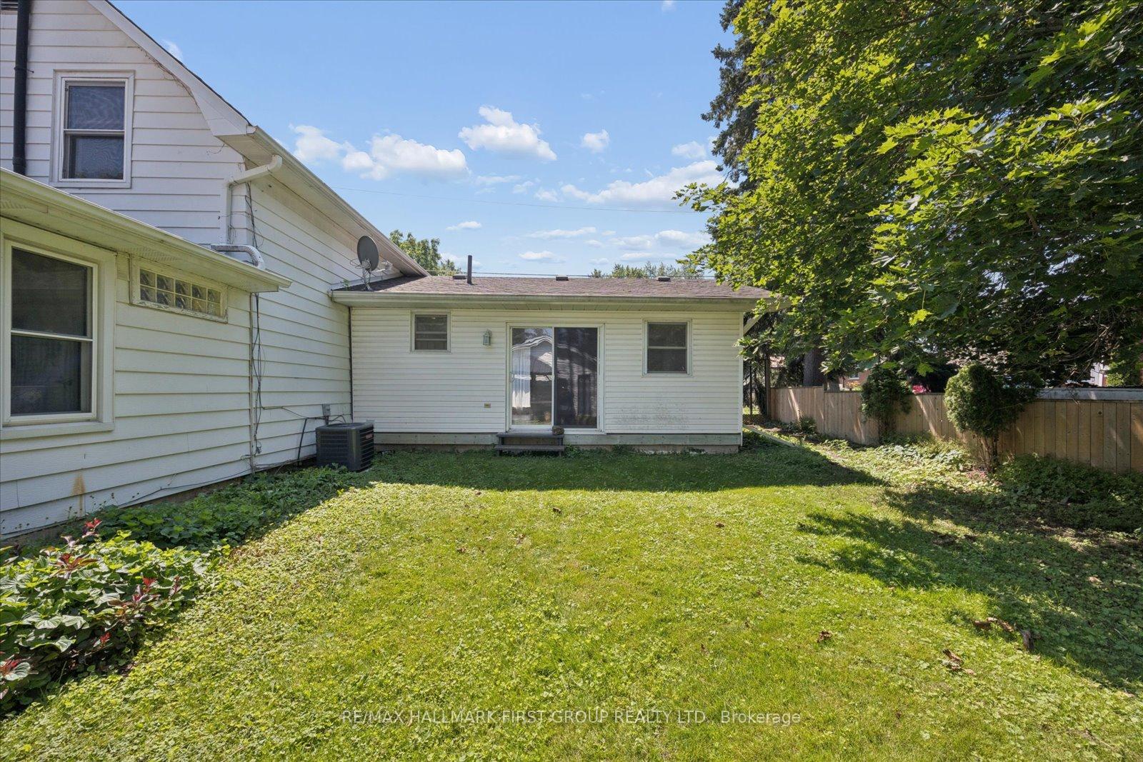 Photo 14 of 211 Casimir Street, Scugog, Port Perry — HOMEH