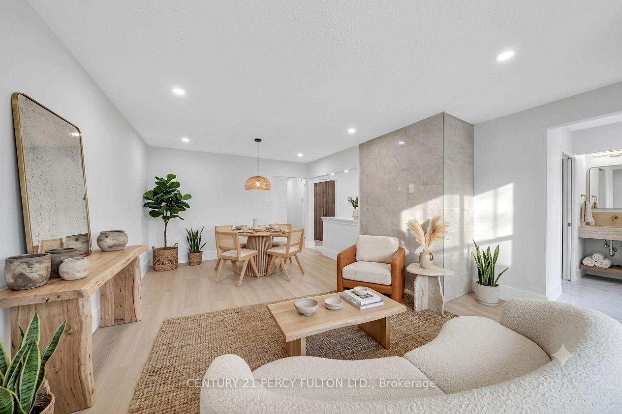 Photo 12 of 714 Lublin Avenue, Pickering, Bay Ridges — HOMEH