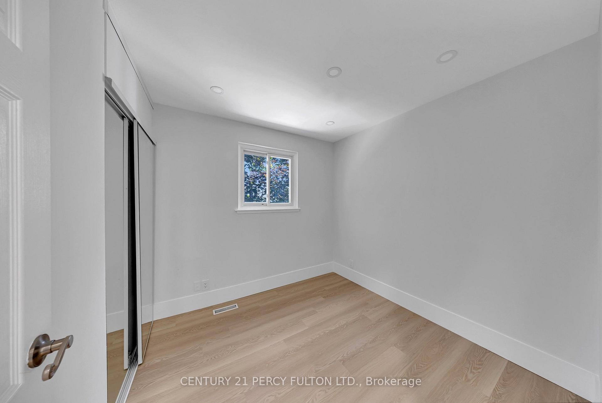 Photo 14 of 714 Lublin Avenue, Pickering, Bay Ridges — HOMEH