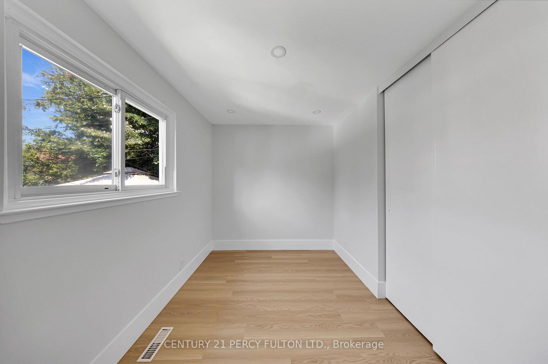 Photo 15 of 714 Lublin Avenue, Pickering, Bay Ridges — HOMEH
