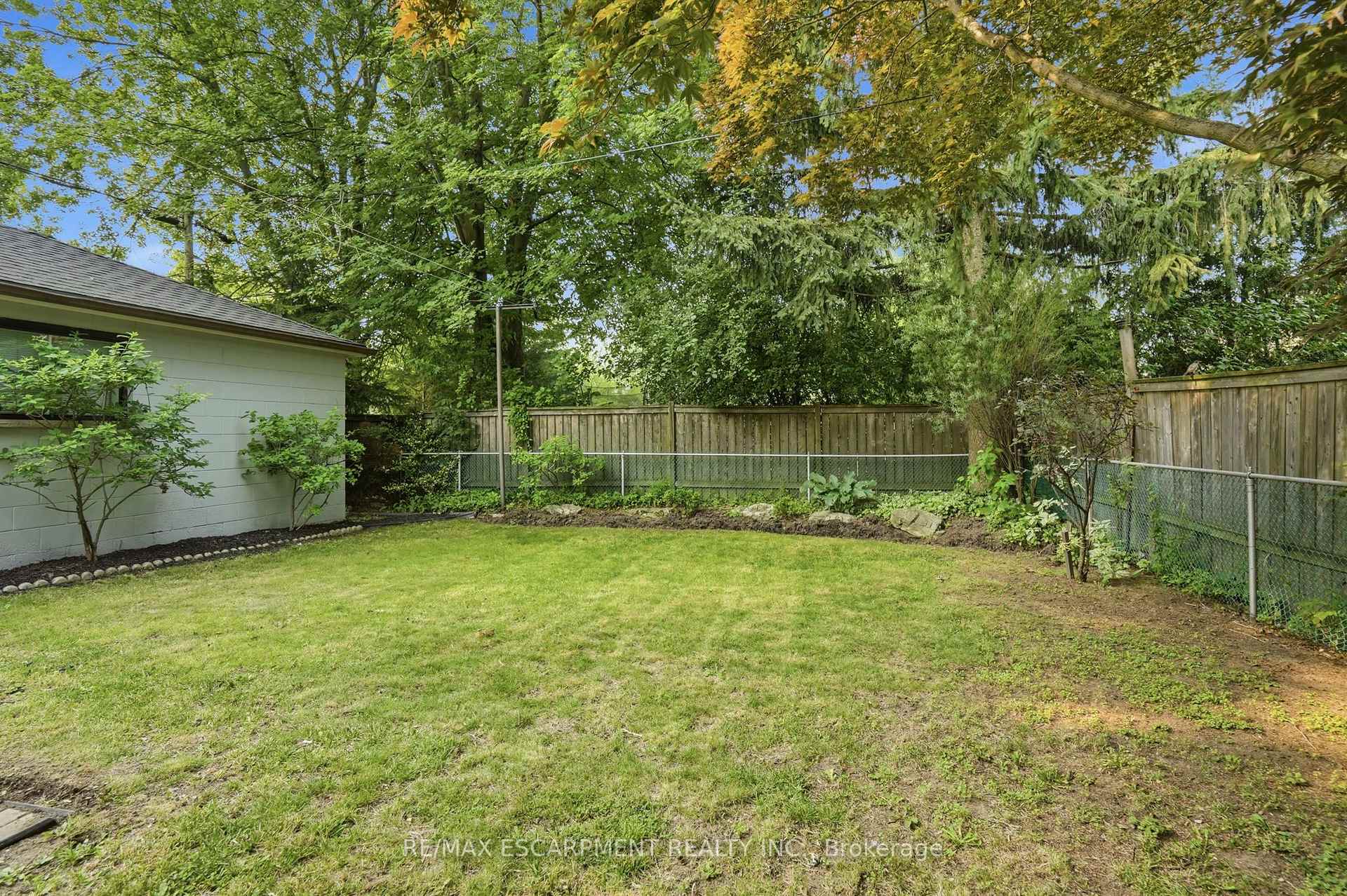 Photo 41 of 104 Dallas Avenue, Hamilton, Macassa — HOMEH