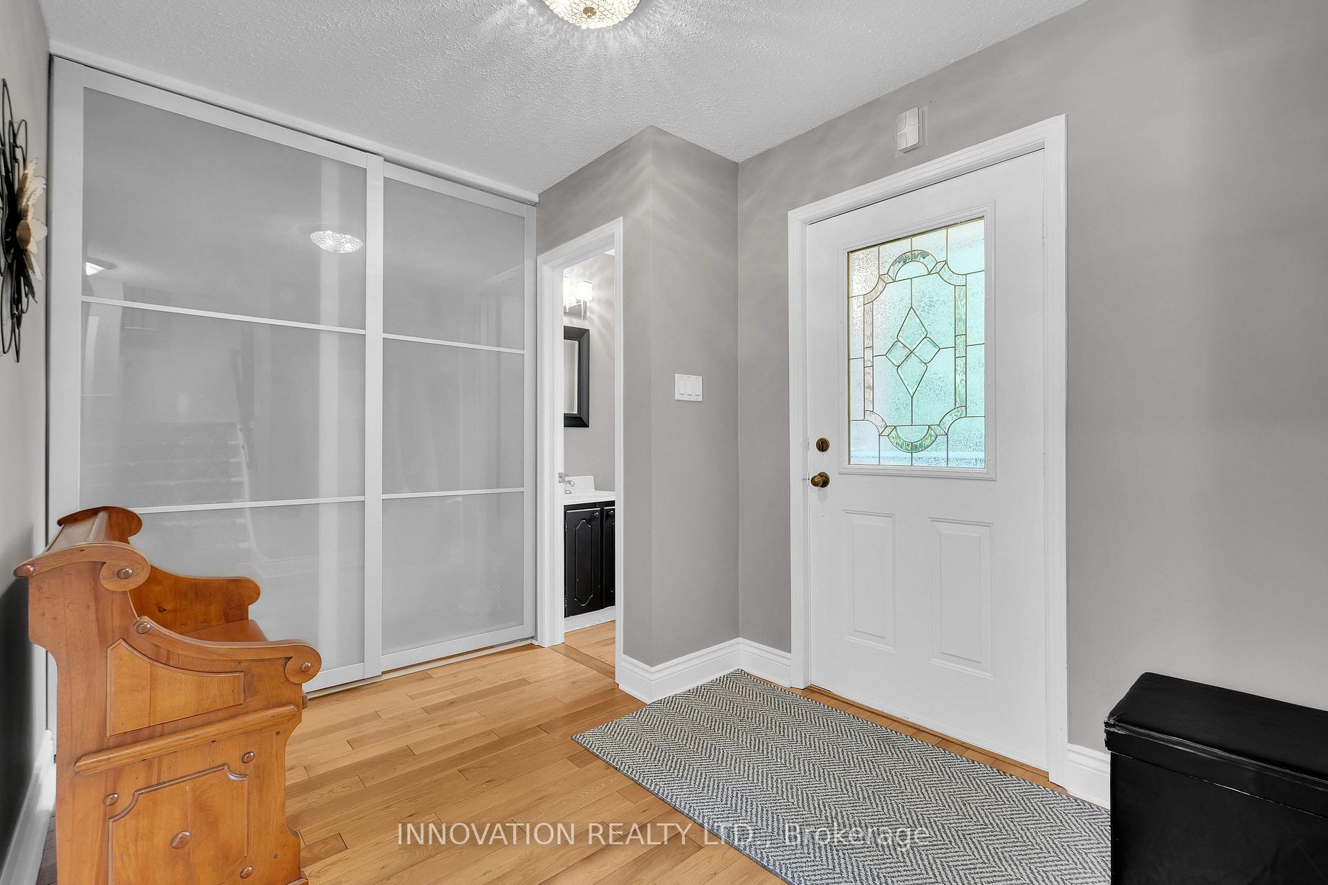 Photo 5 of 268 Equestrian Drive, Ottawa, Kanata - Bridlewood — HOMEH