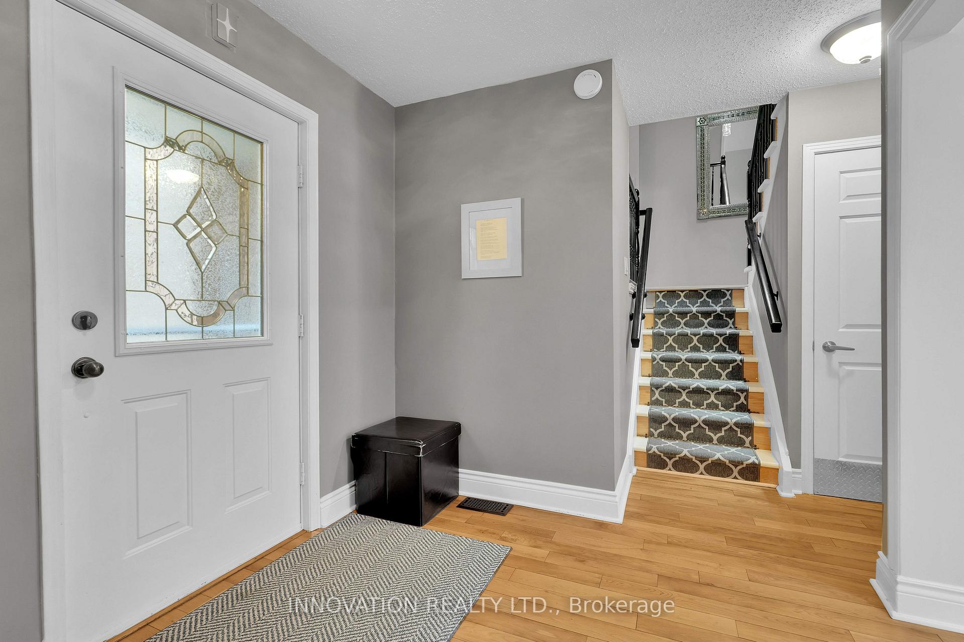 Photo 6 of 268 Equestrian Drive, Ottawa, Kanata - Bridlewood — HOMEH