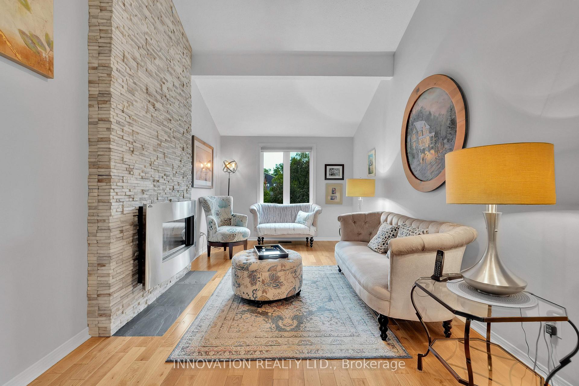 Photo 20 of 268 Equestrian Drive, Ottawa, Kanata - Bridlewood — HOMEH