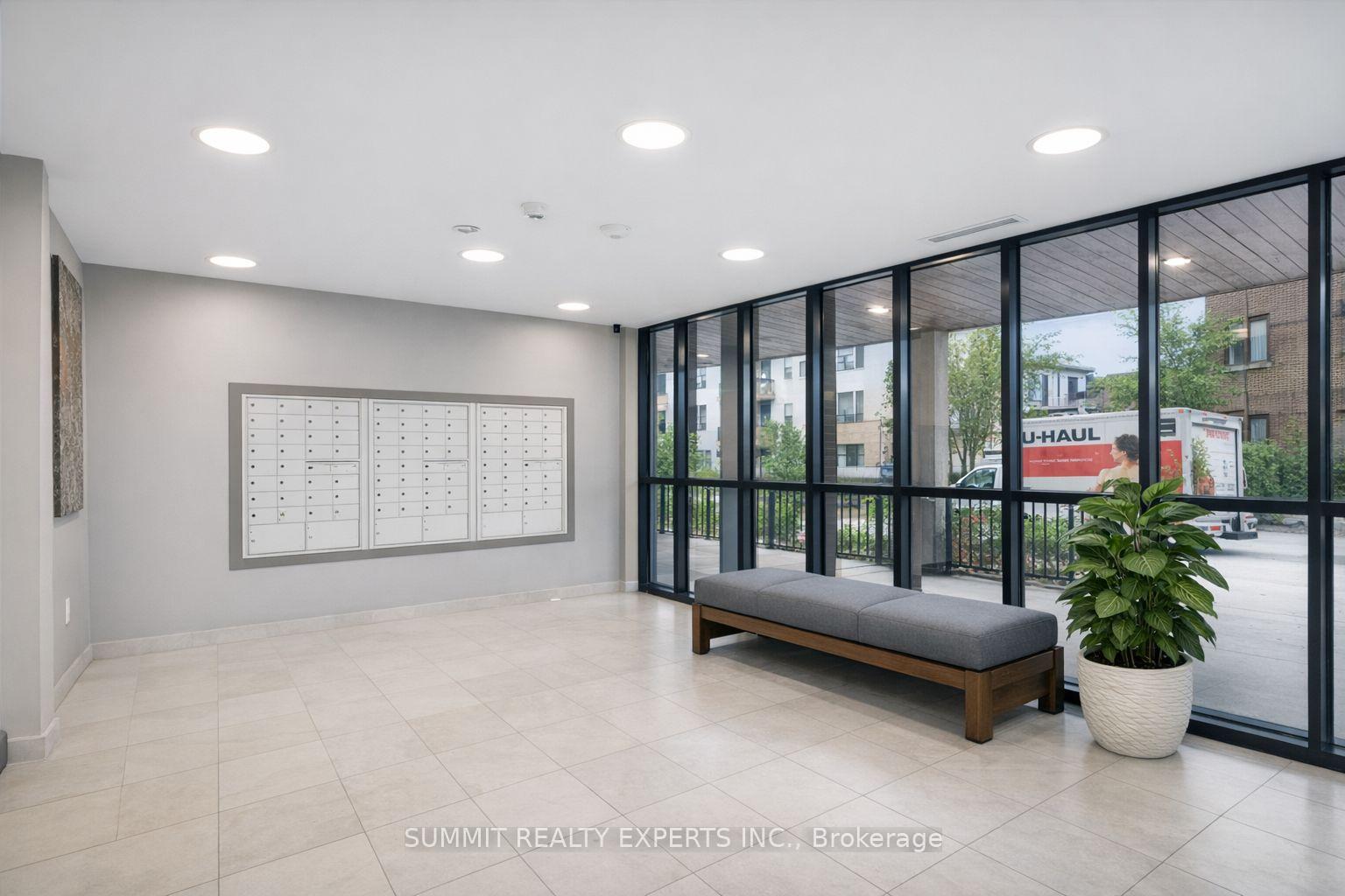 Photo 4 of Unit 607, 135 Canon Jackson Drive E, North York, Beechborough-Greenbrook — HOMEH