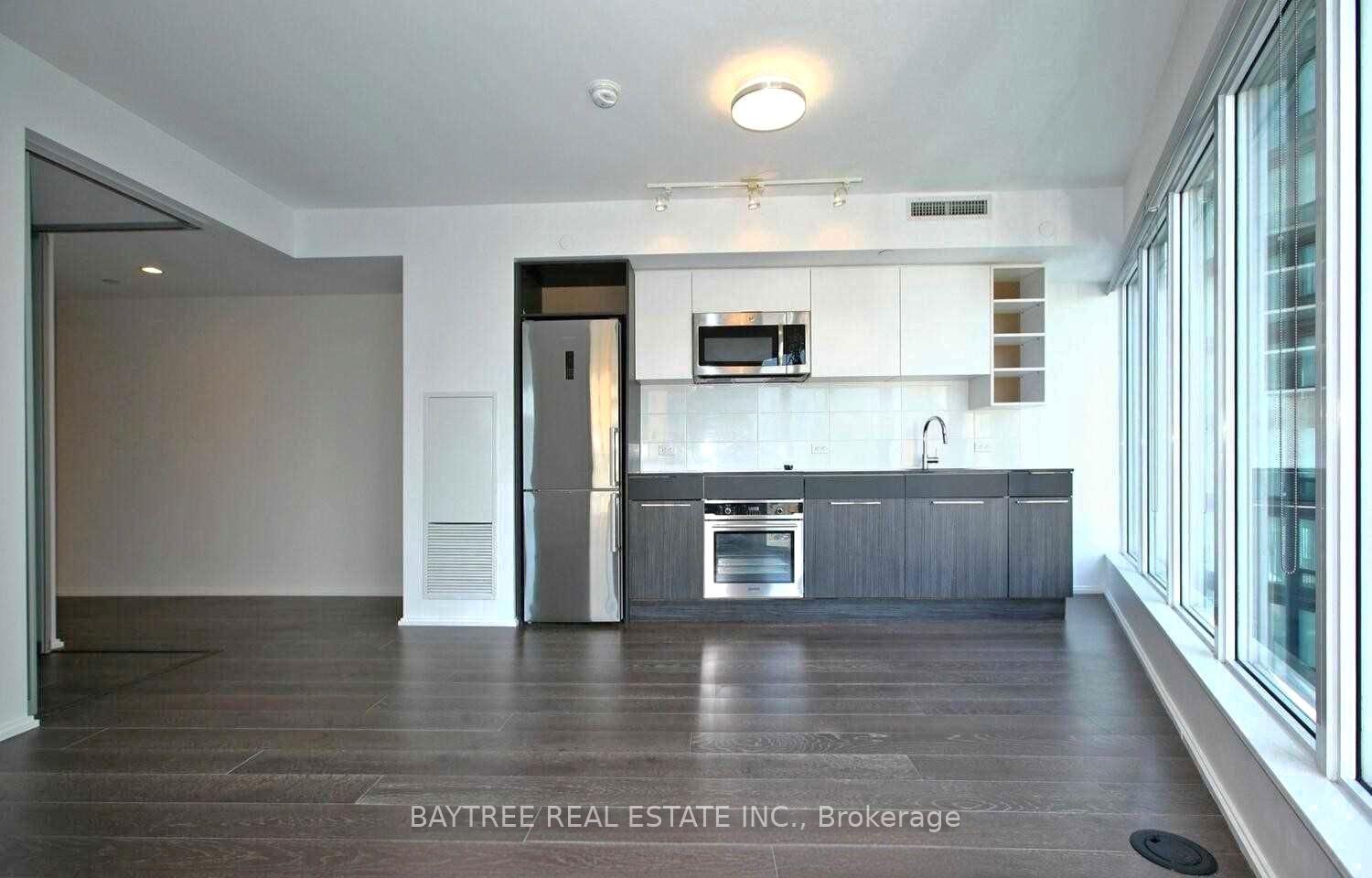Front of Unit 1508, 68 Shuter Street