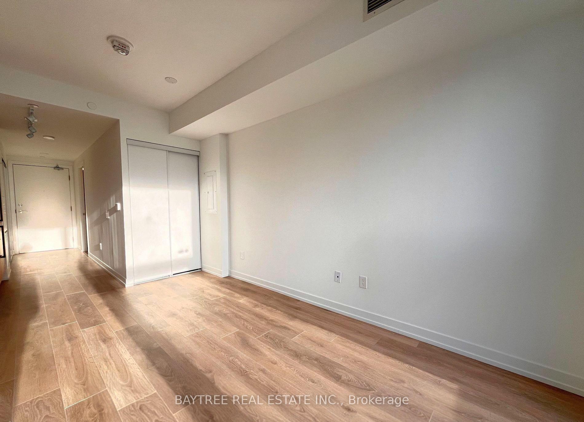 Photo 3 of Unit 1708, 82 Dalhousie Street, Toronto, Church-Yonge Corridor — HOMEH