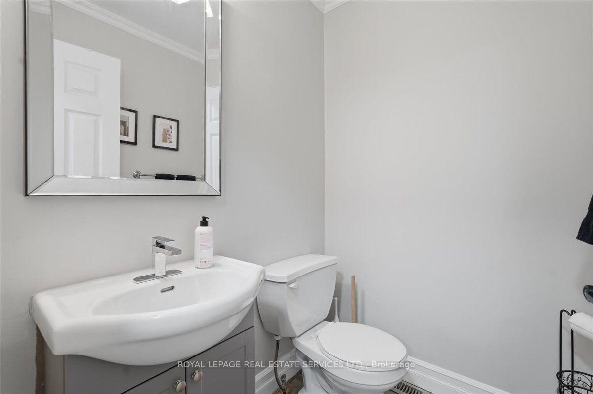 Photo 8 of 5185 Bunton Crescent, Burlington, Orchard — HOMEH