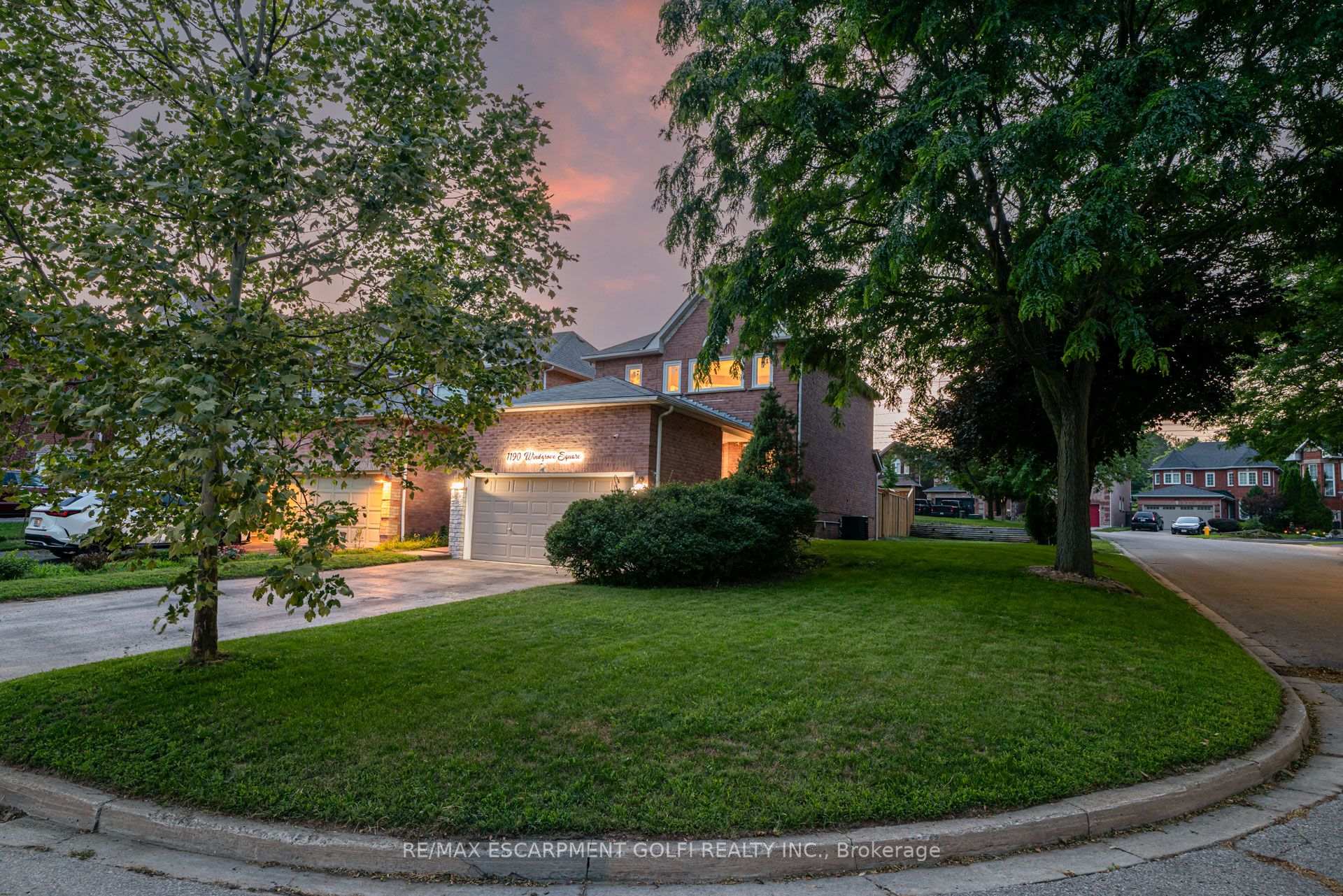 Photo 1 of 1190 Windgrove Square, Pickering, Liverpool — HOMEH